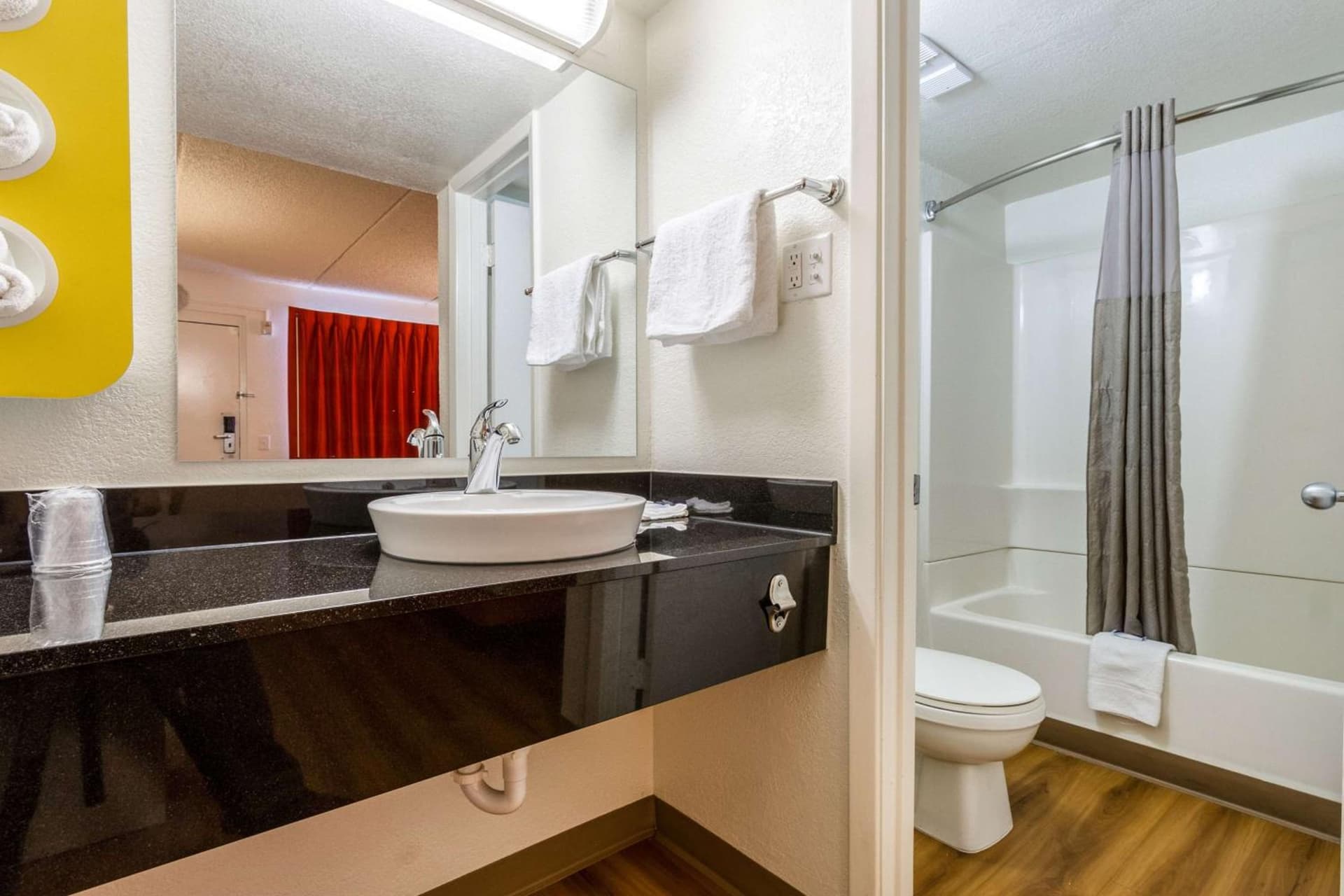 Motel 6 Tempe, AZ Phoenix Airport Priest Dr gallery photo in Tempe, AZ — image 42