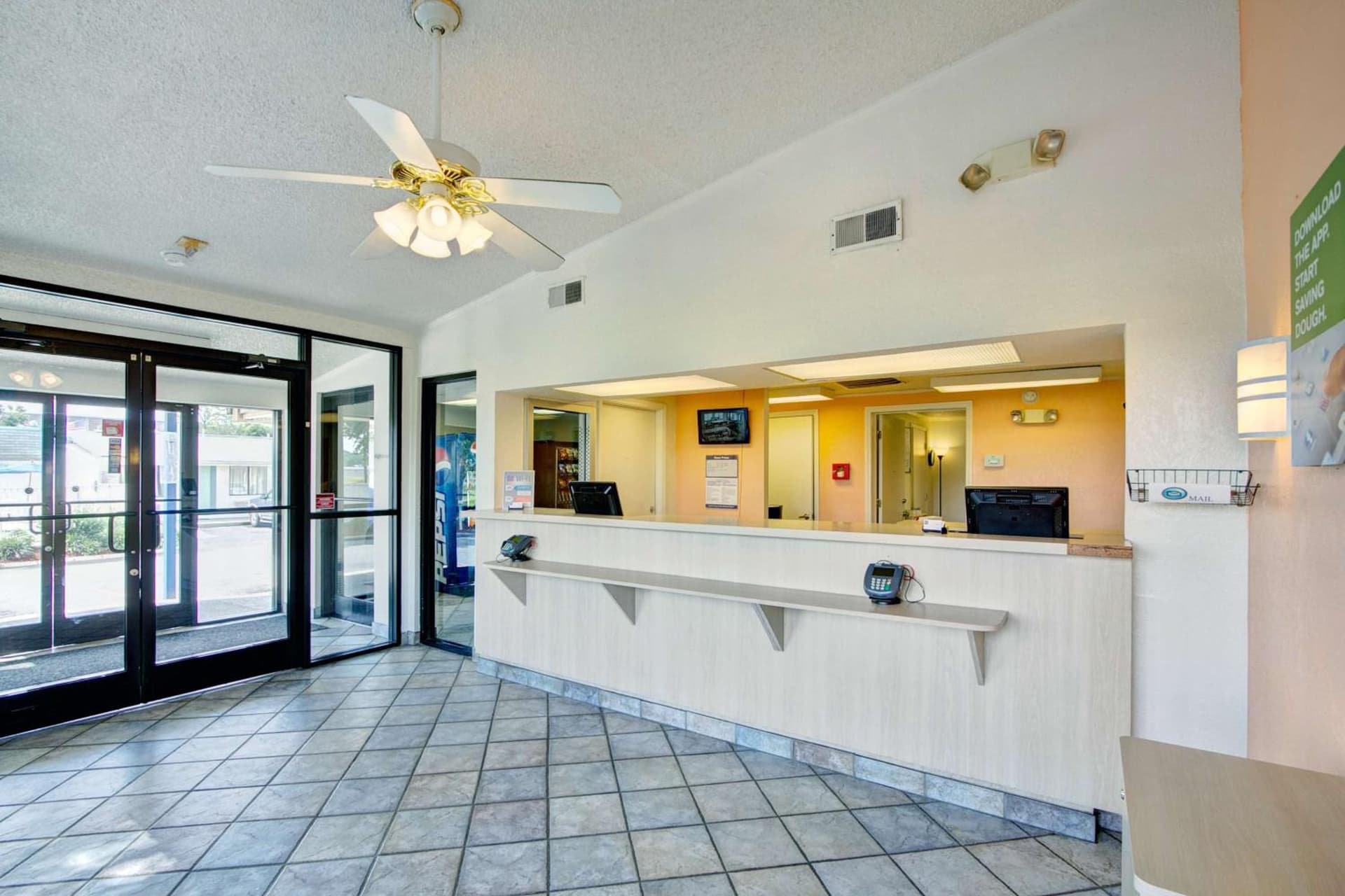 Knights Inn Burlington NC gallery photo in Burlington, NC — image 8
