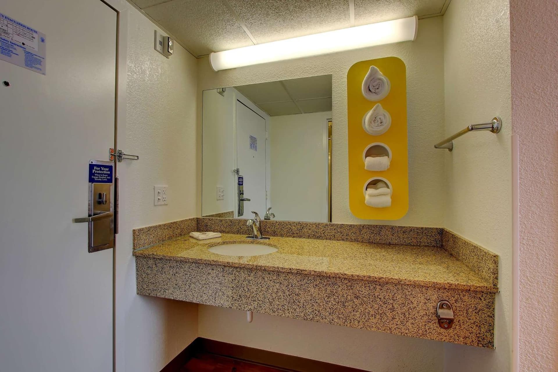 Motel 6-York, PA - North gallery photo in York, PA — image 57