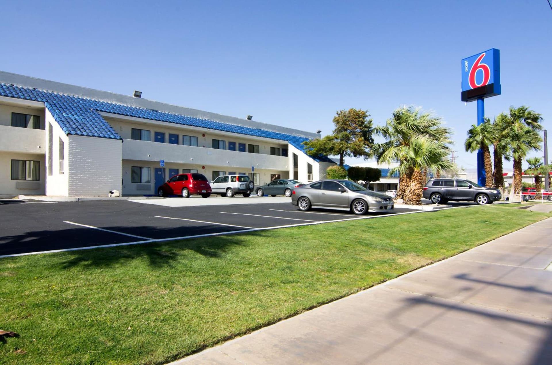 Motel 6-North Palm Springs, CA - North featured exterior or lobby in North Palm Springs, CA — similar hotel