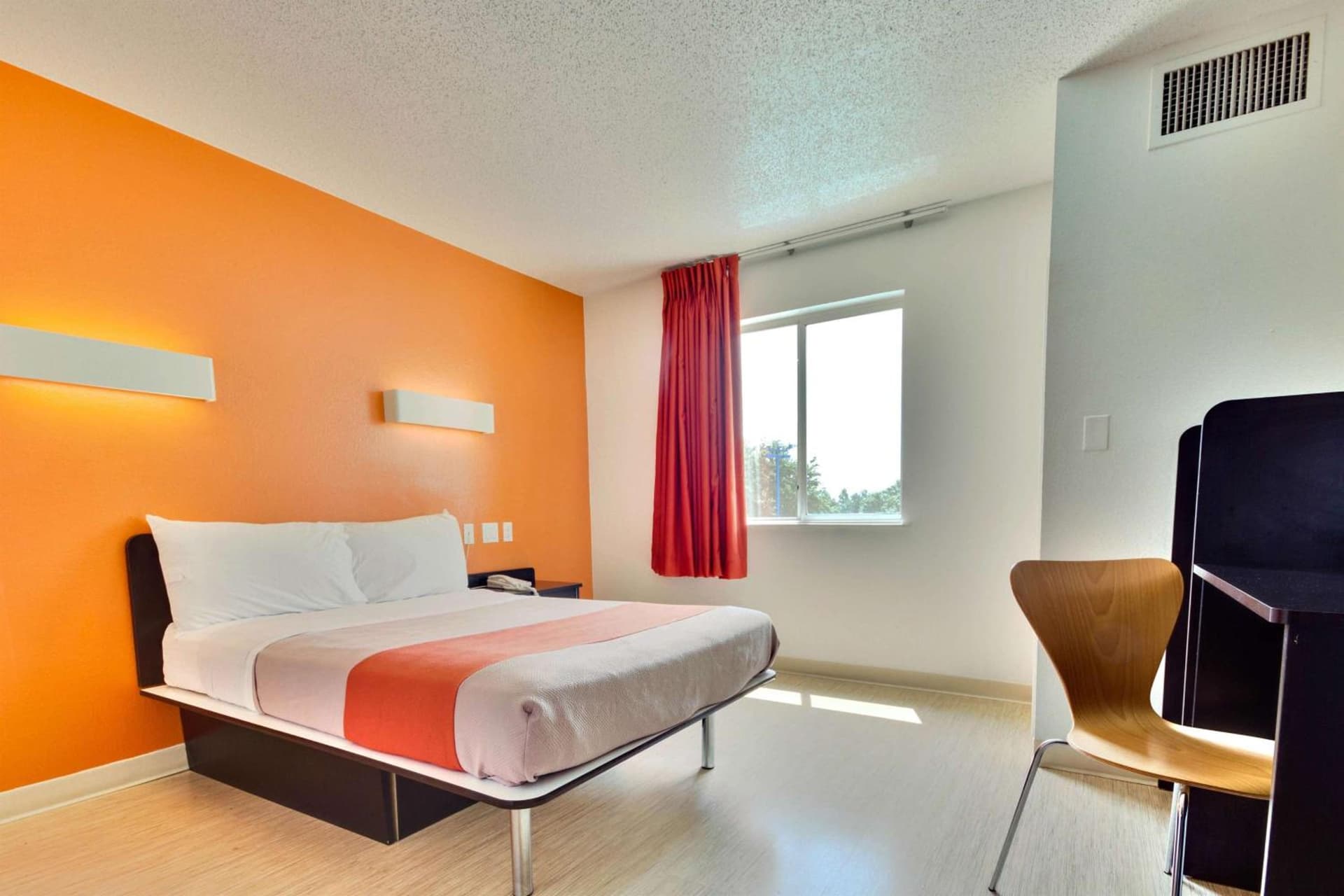 Motel 6-Lewisville, TX - Dallas gallery photo in Lewisville, TX — image 57