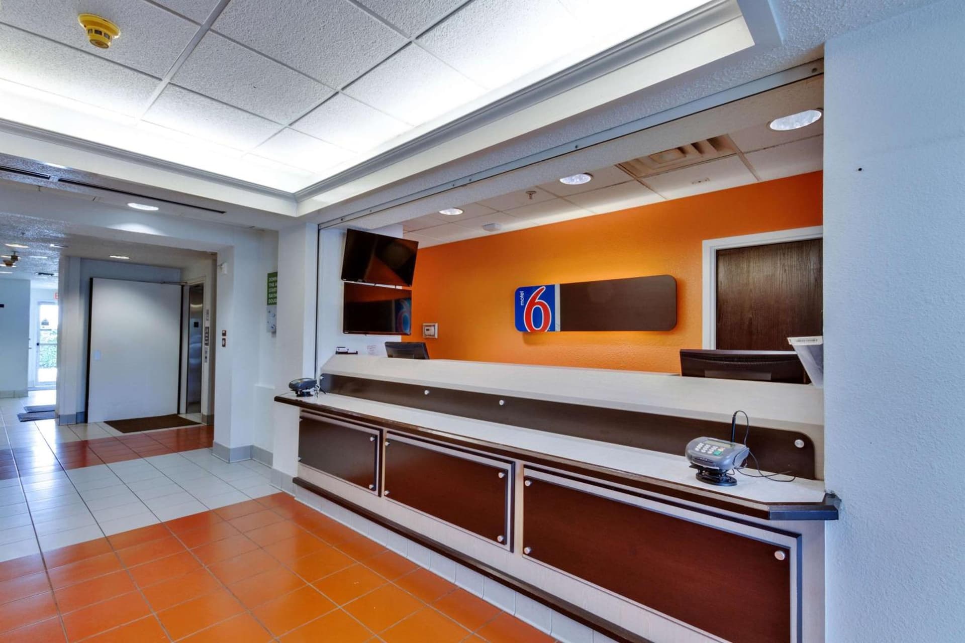 Motel 6-Lewisville, TX - Dallas gallery photo in Lewisville, TX — image 42