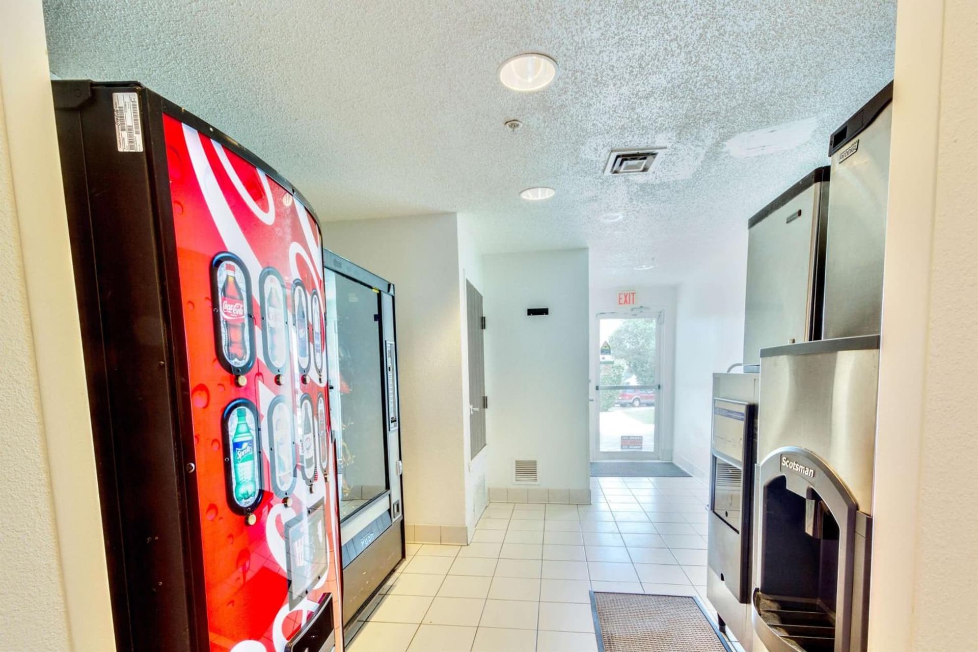 Motel 6-Lewisville, TX - Dallas gallery photo in Lewisville, TX — image 37