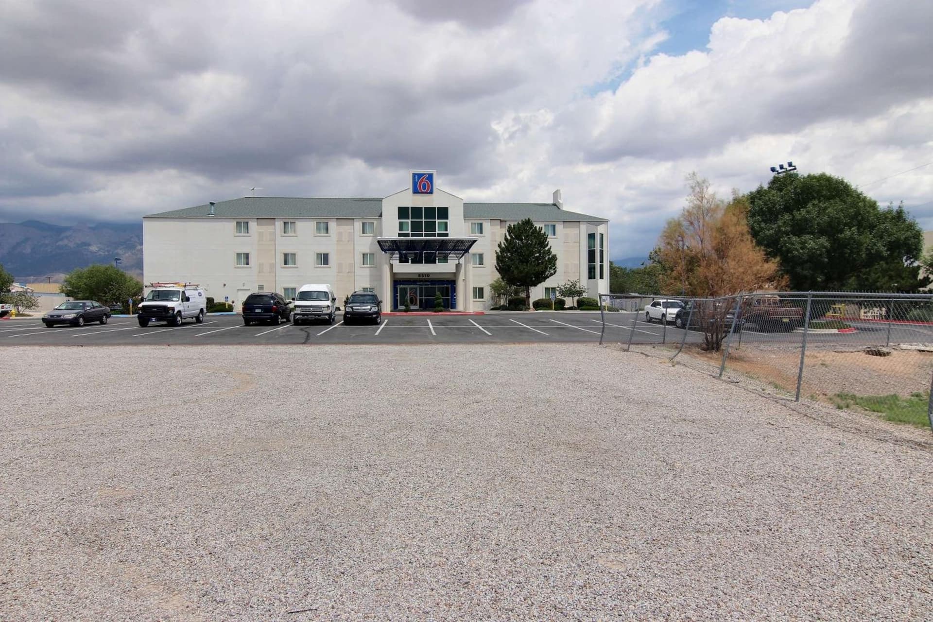 Motel 6-Albuquerque, NM - North gallery photo in Albuquerque, NM — image 43