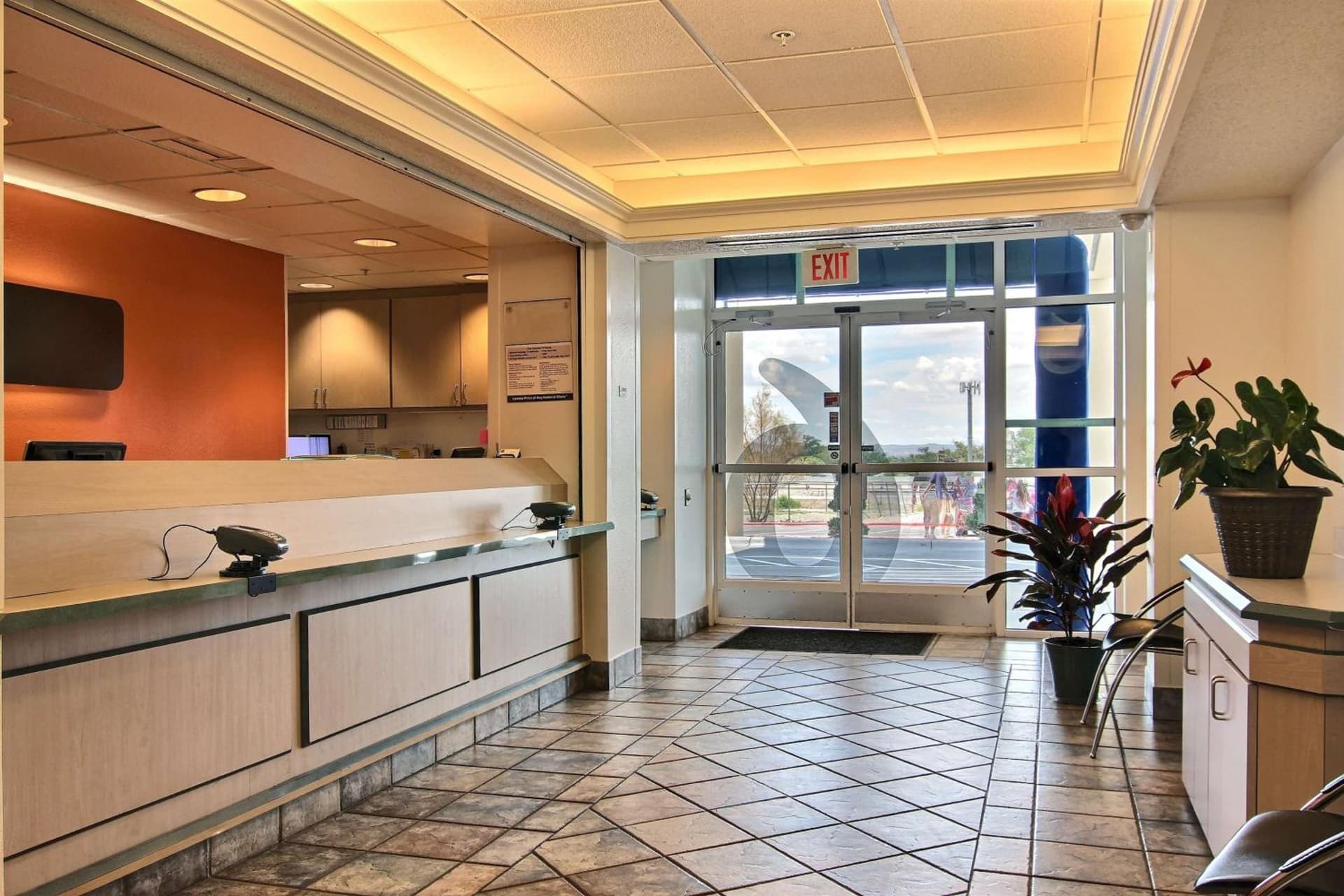 Motel 6-Albuquerque, NM - North gallery photo in Albuquerque, NM — image 50