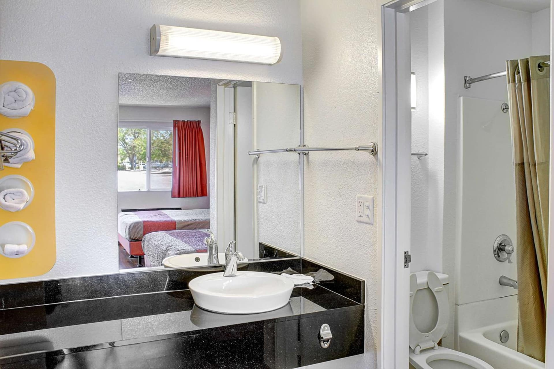 Motel 6-Lancaster, CA gallery photo in Lancaster, CA — image 36