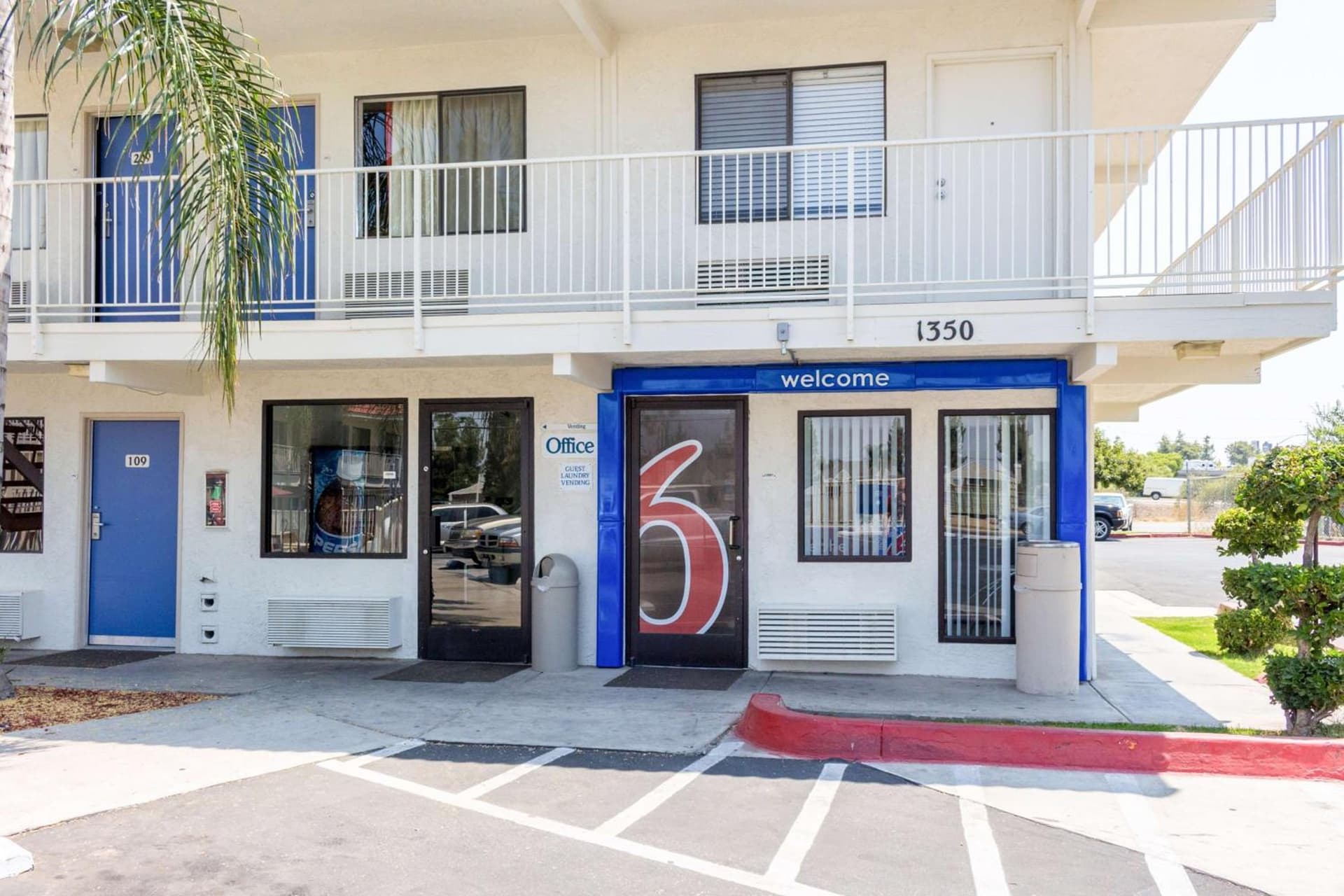 Motel 6 Bakersfield, CA - Convention Center gallery photo in Bakersfield, CA — image 17