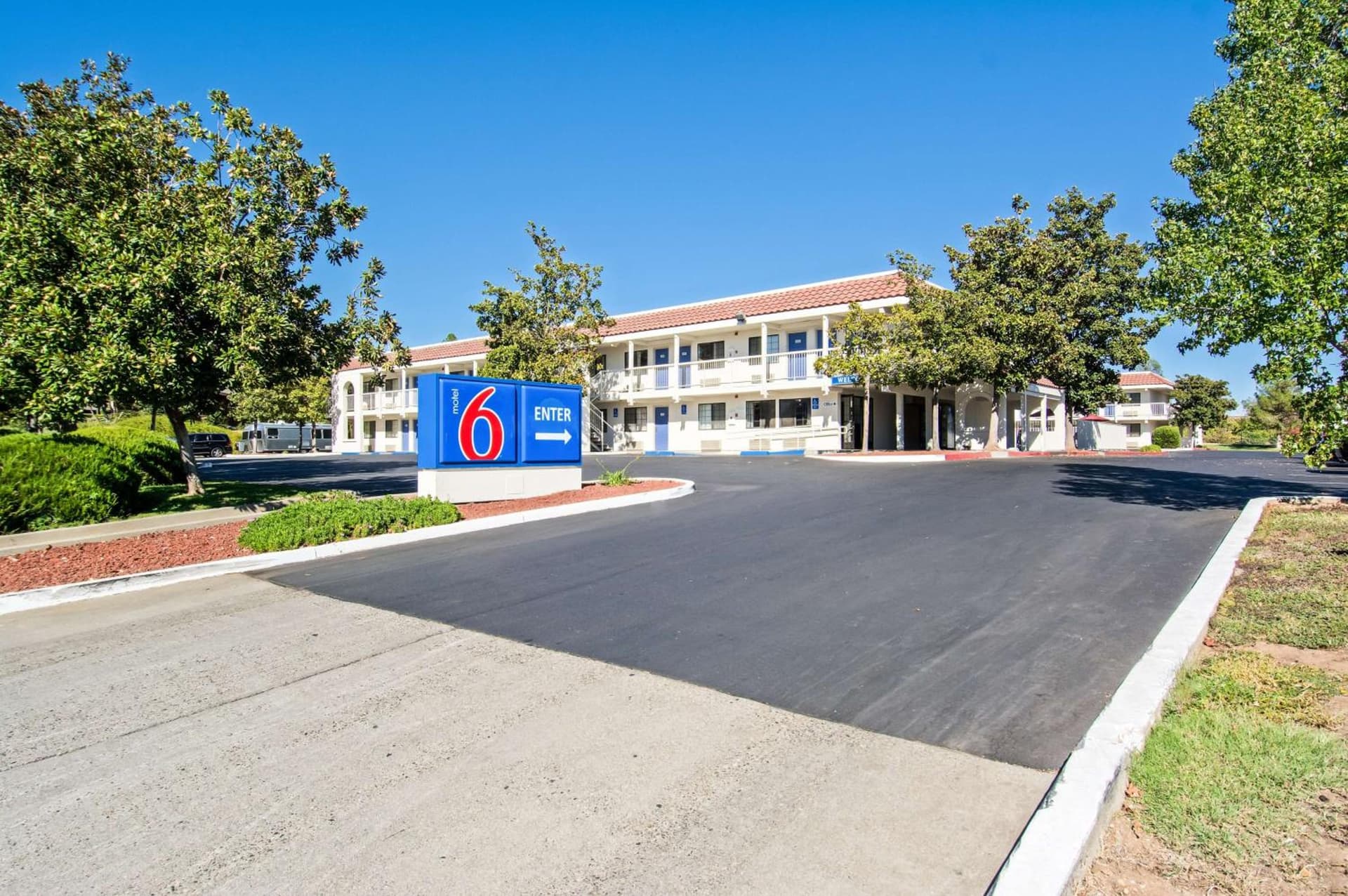 Motel 6-Redding, CA - South gallery photo in Redding, CA — image 31