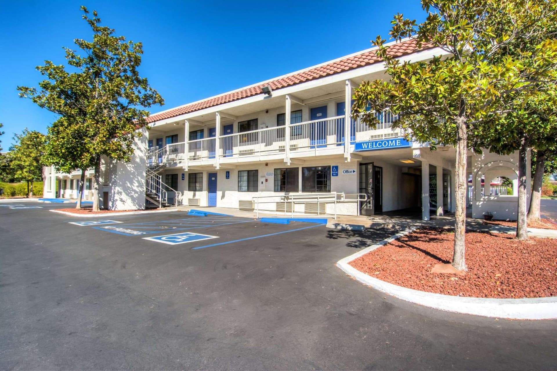 Motel 6-Redding, CA - South gallery photo in Redding, CA — image 38