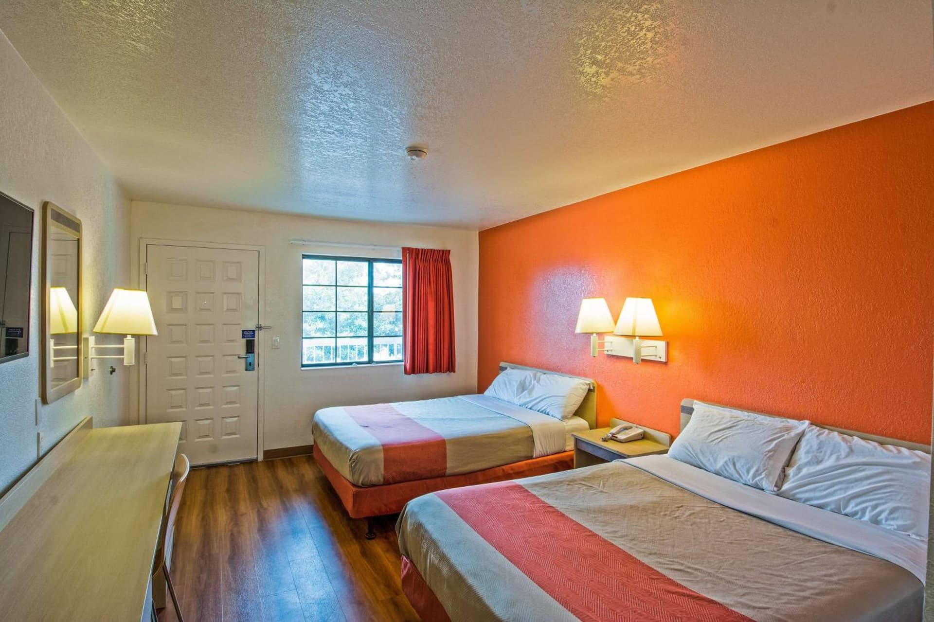 Motel 6-Redding, CA - South gallery photo in Redding, CA — image 19