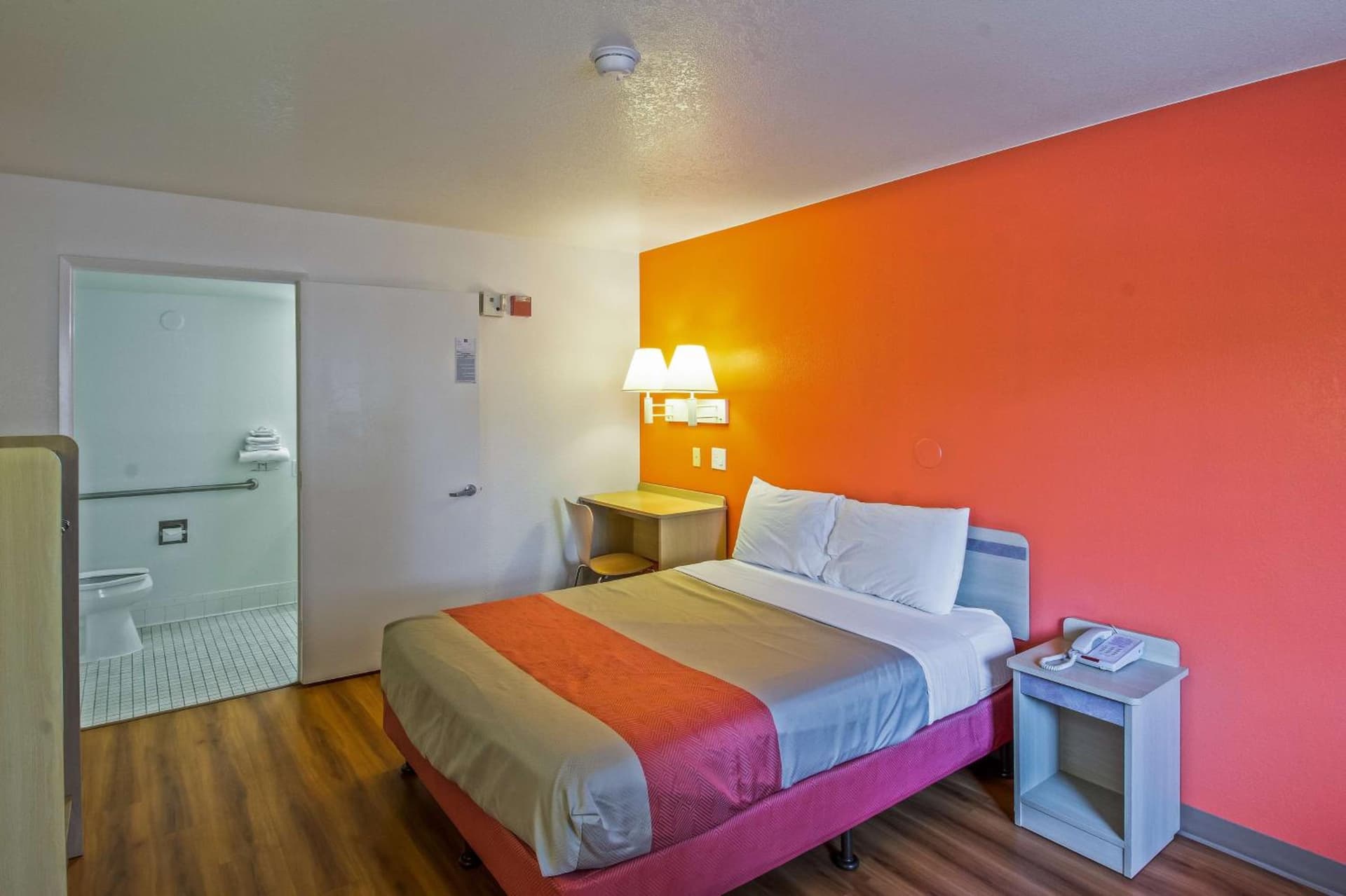 Motel 6-Redding, CA - South gallery photo in Redding, CA — image 15