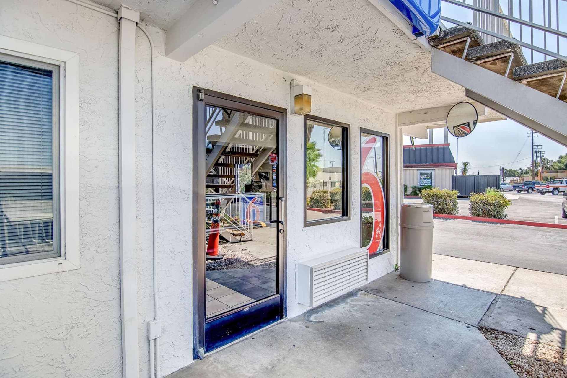 Motel 6-Stockton, CA - Charter Way West gallery photo in Stockton, CA — image 46