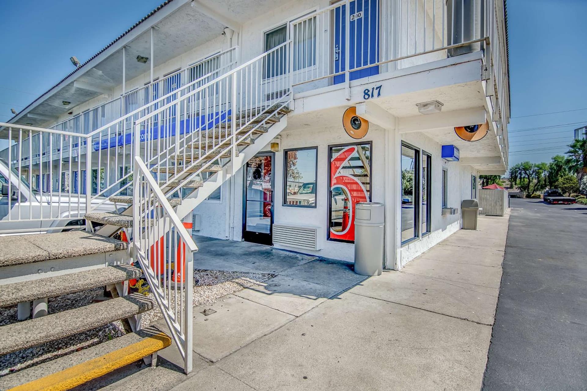Motel 6-Stockton, CA - Charter Way West gallery photo in Stockton, CA — image 60