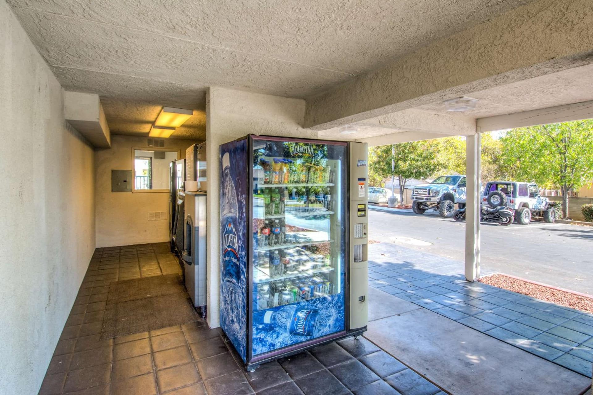 Motel 6-Redding, CA - South gallery photo in Redding, CA — image 6
