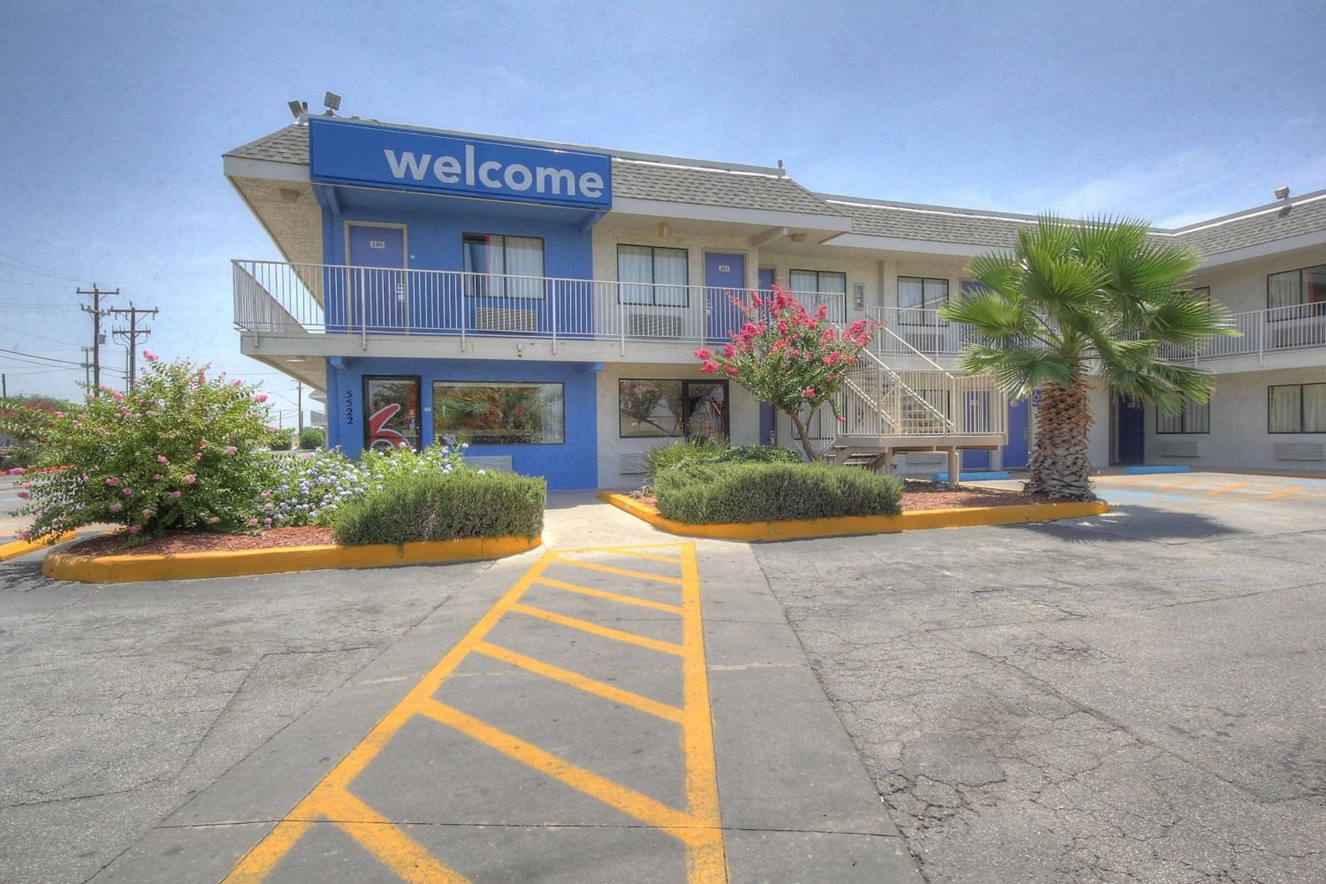 Motel 6-San Antonio, TX - Fort Sam Houston featured exterior or lobby in San Antonio, TX — similar hotel