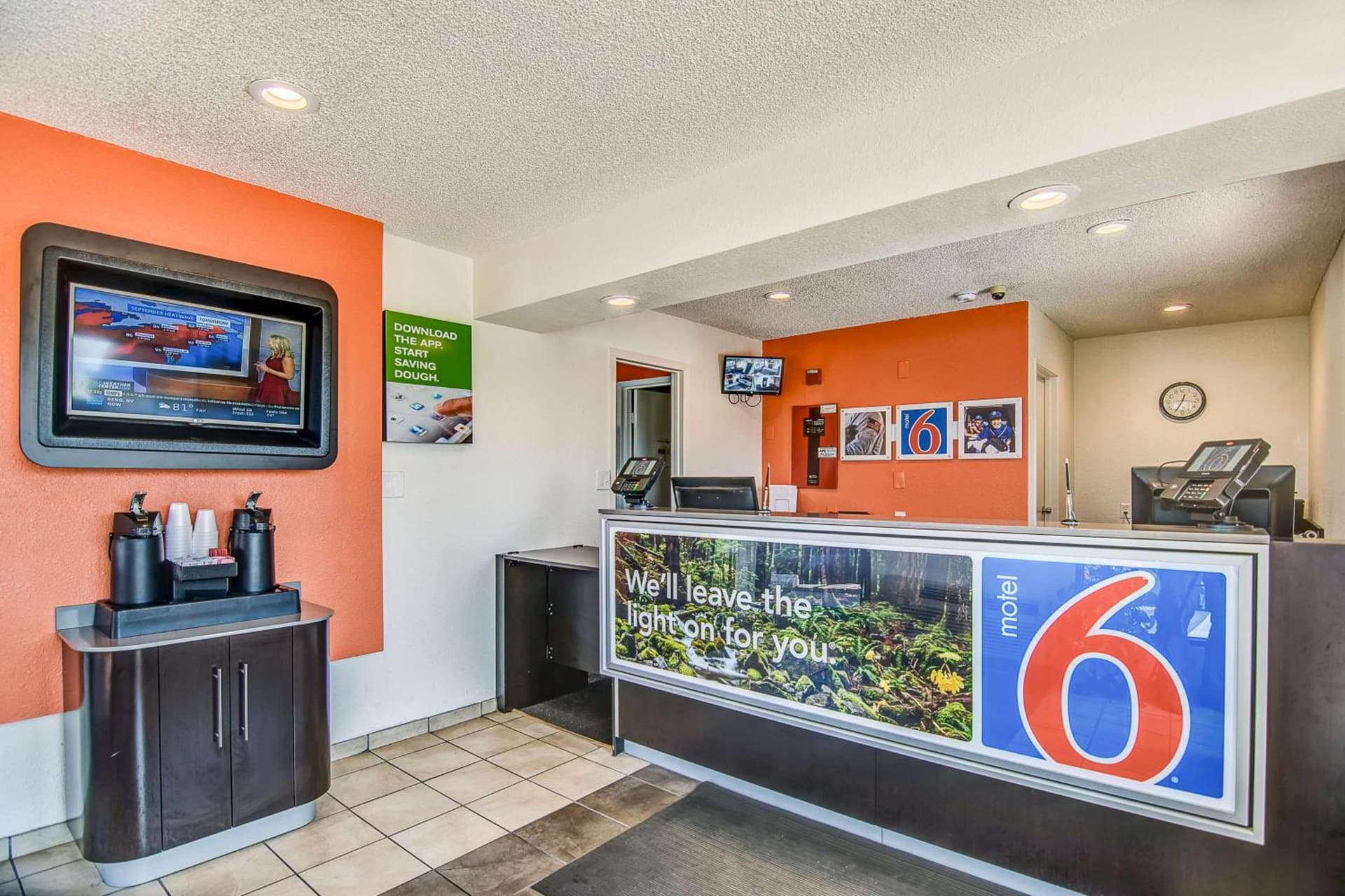 Motel 6-Stockton, CA - Charter Way West gallery photo in Stockton, CA — image 22