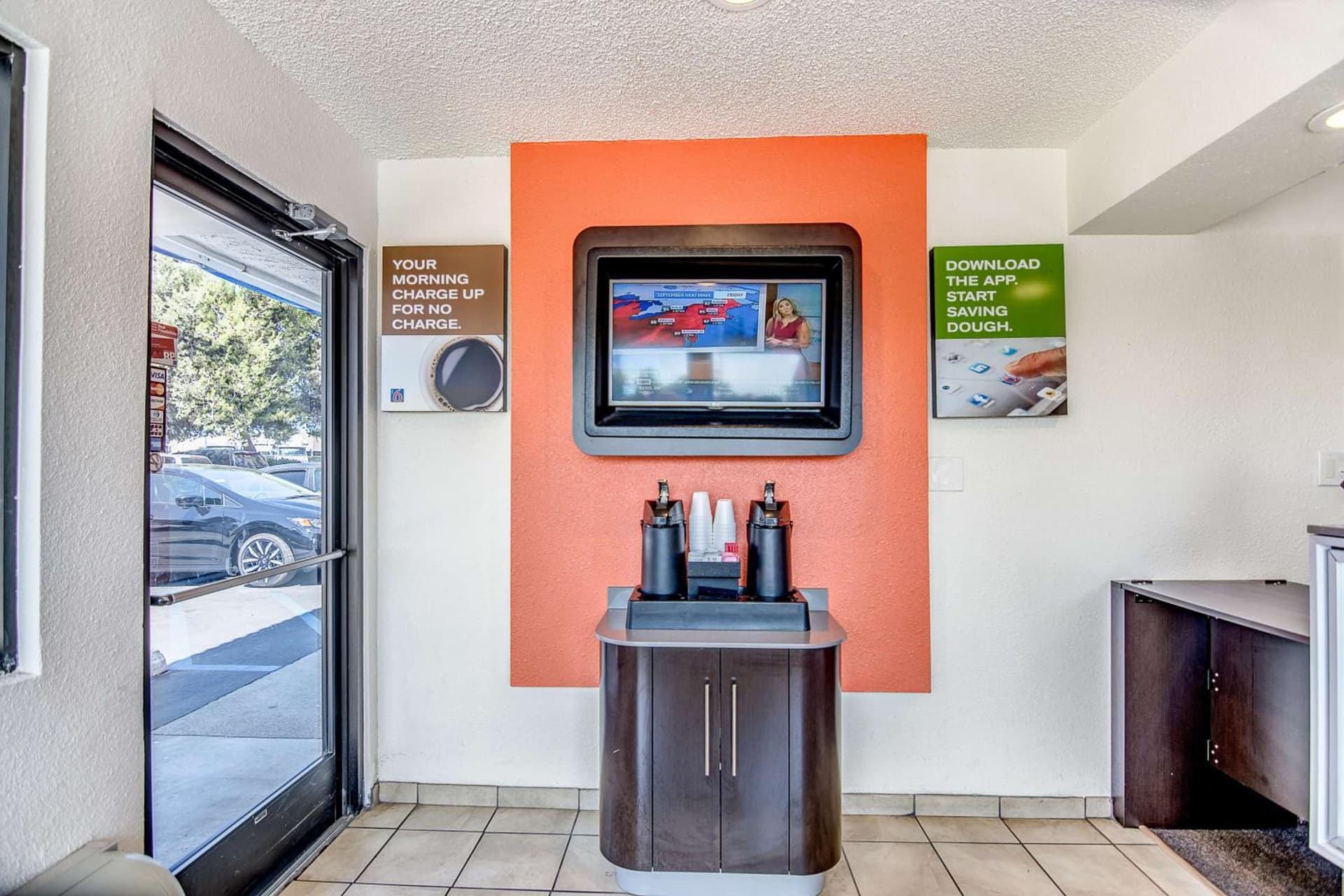 Motel 6-Stockton, CA - Charter Way West gallery photo in Stockton, CA — image 29