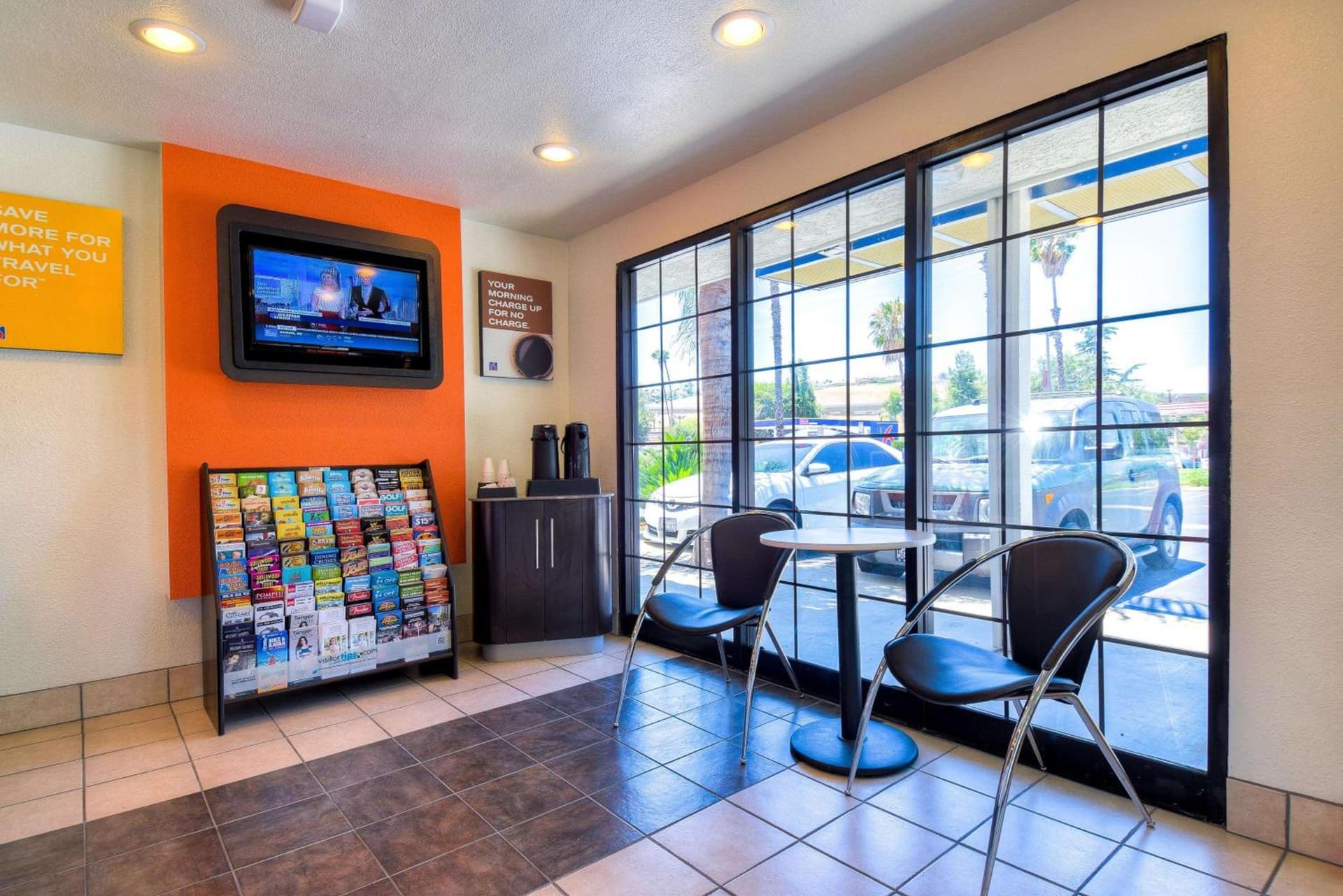 Motel 6-Pomona, CA - Los Angeles gallery photo in Pomona, CA — image 23