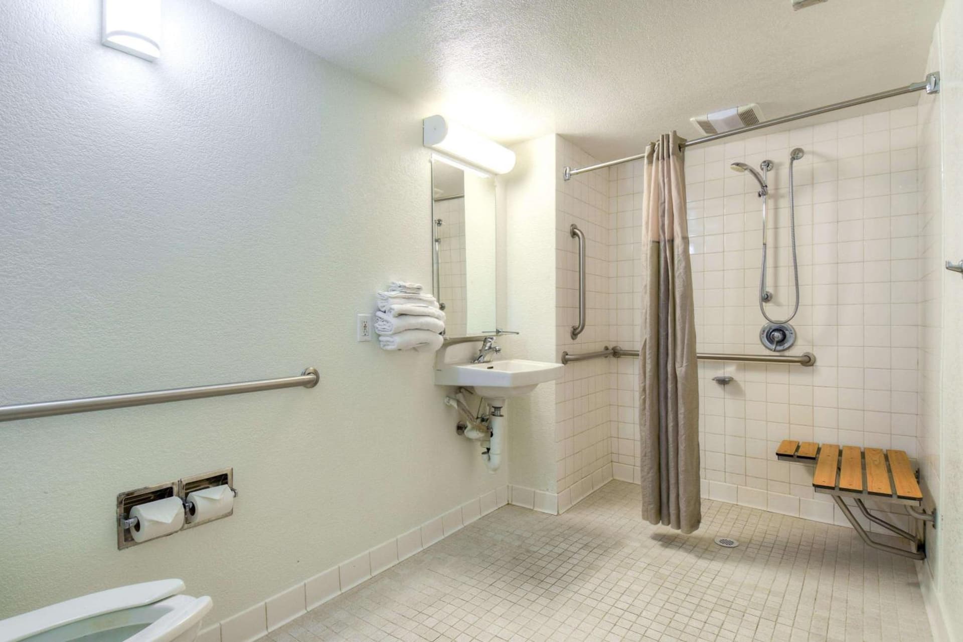 Motel 6-Pomona, CA - Los Angeles gallery photo in Pomona, CA — image 8