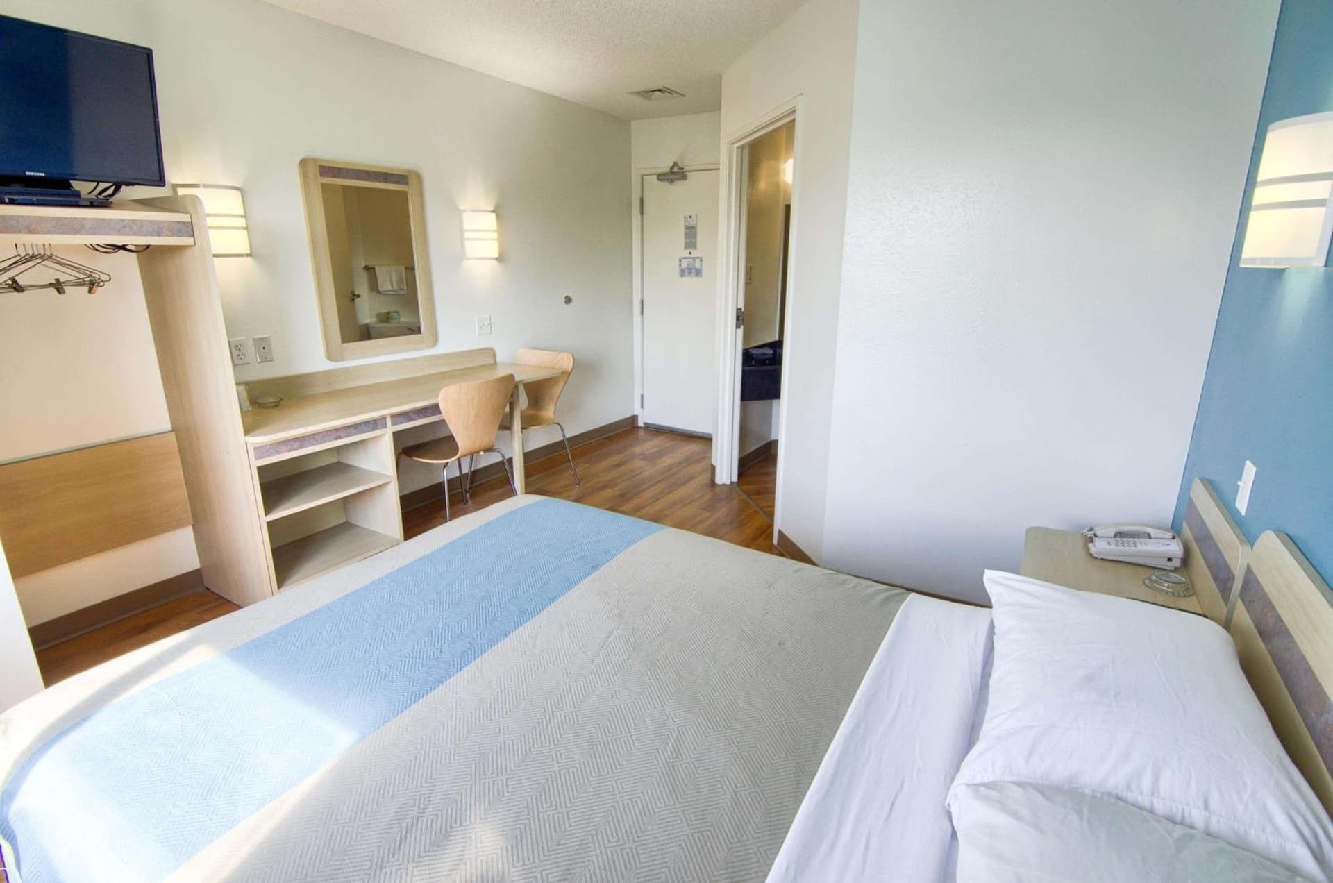 Motel 6-Portsmouth, NH gallery photo in Portsmouth, NH — image 61