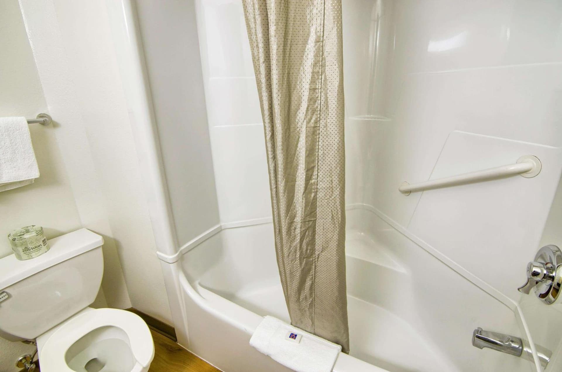 Motel 6-Portsmouth, NH gallery photo in Portsmouth, NH — image 42