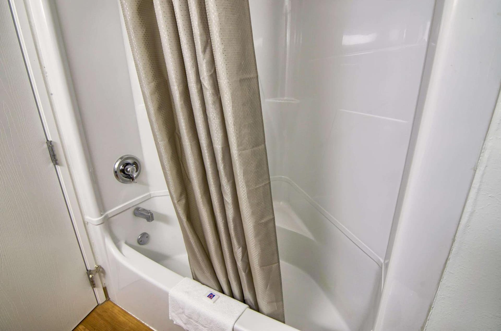 Motel 6-Portsmouth, NH gallery photo in Portsmouth, NH — image 35