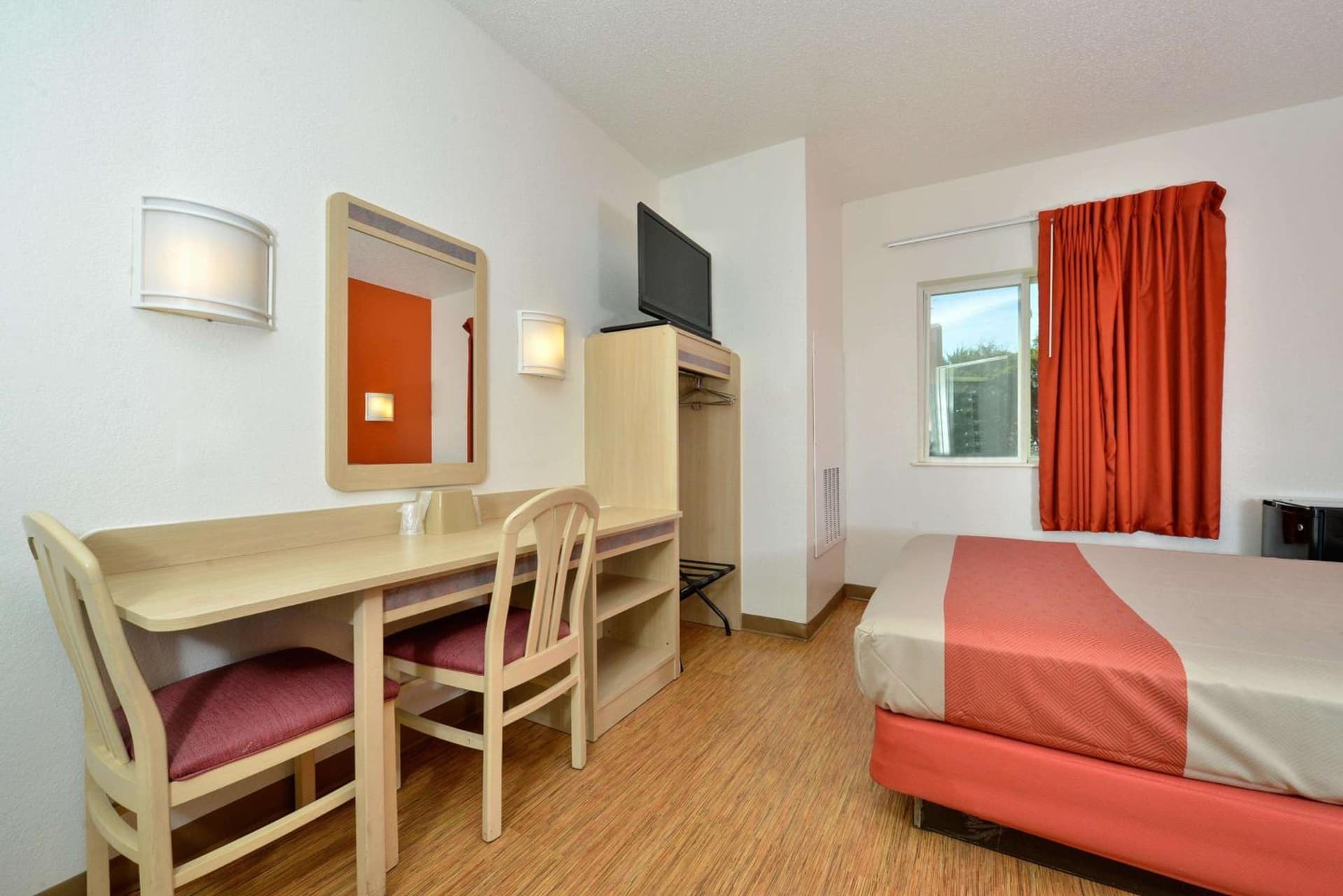 Motel 6-McKinney, TX - North property views in McKinney, TX — gallery photo 3