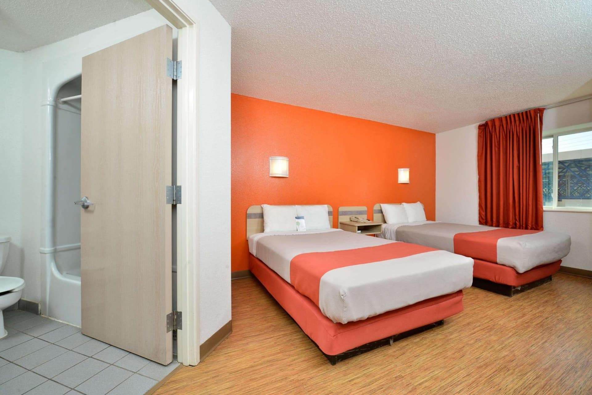 Motel 6-McKinney, TX - North gallery photo in McKinney, TX — image 5