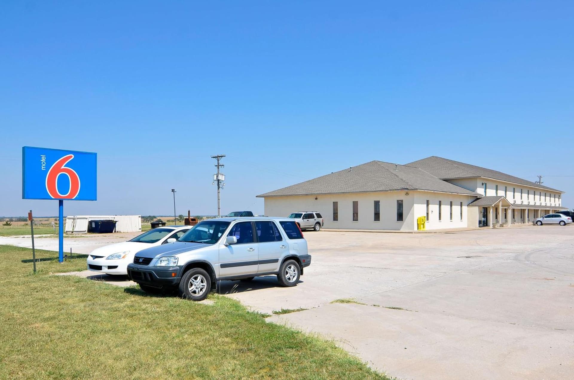 Motel 6-South Haven, KS featured exterior or lobby in South Haven, KS — similar hotel