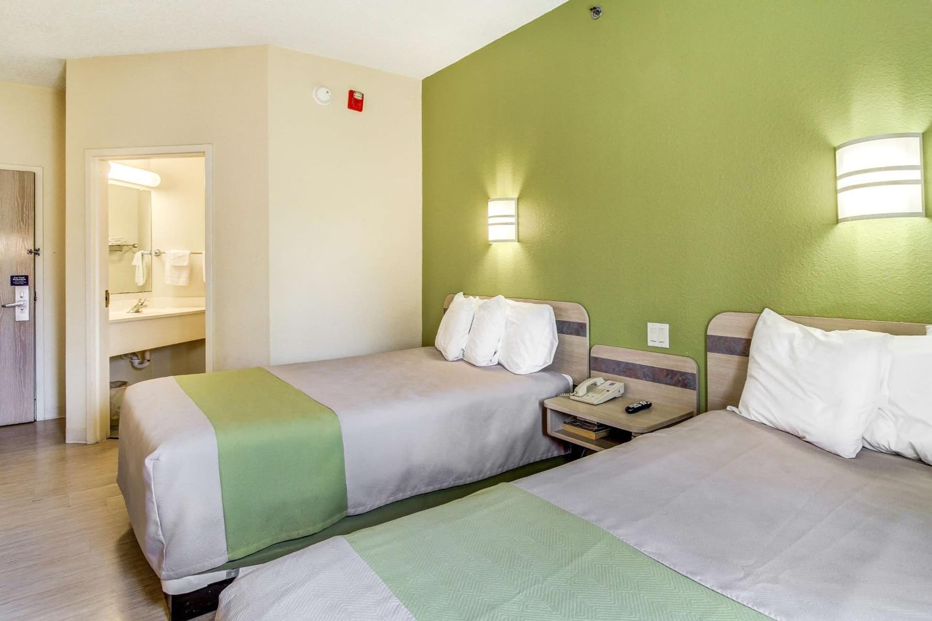 Motel 6-Medina, OH - Cleveland gallery photo in Medina, OH — image 39