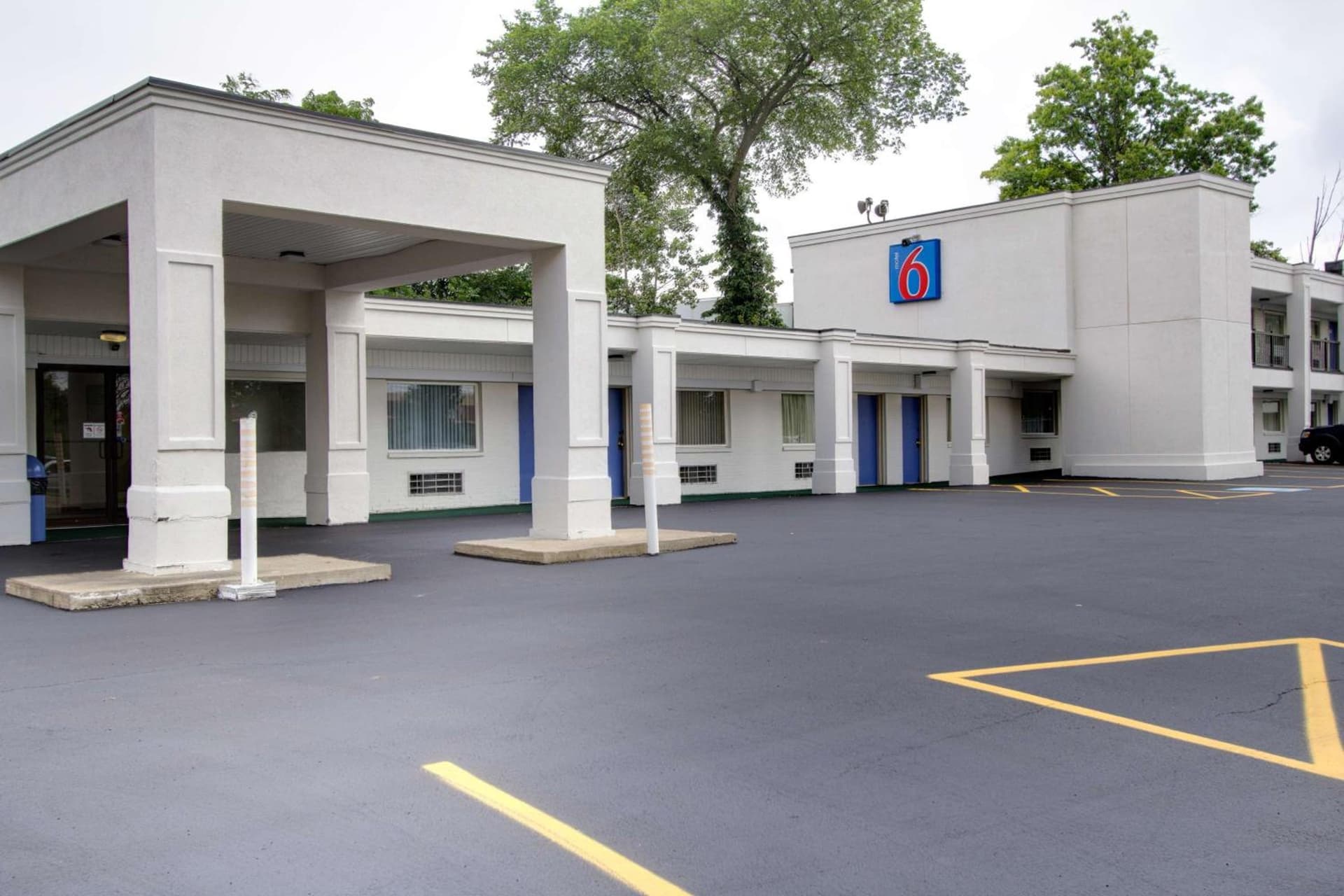 Motel 6-Richfield, OH featured exterior or lobby in Richfield, OH — similar hotel