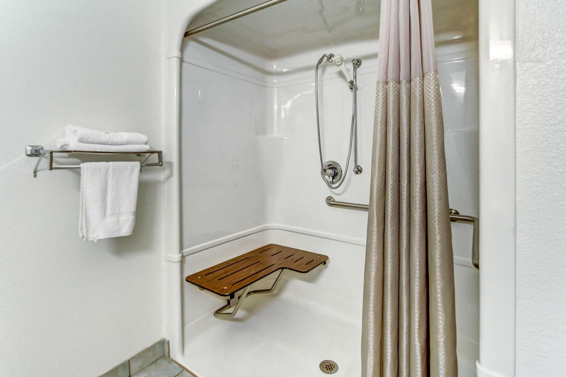 Motel 6-Medina, OH - Cleveland gallery photo in Medina, OH — image 22