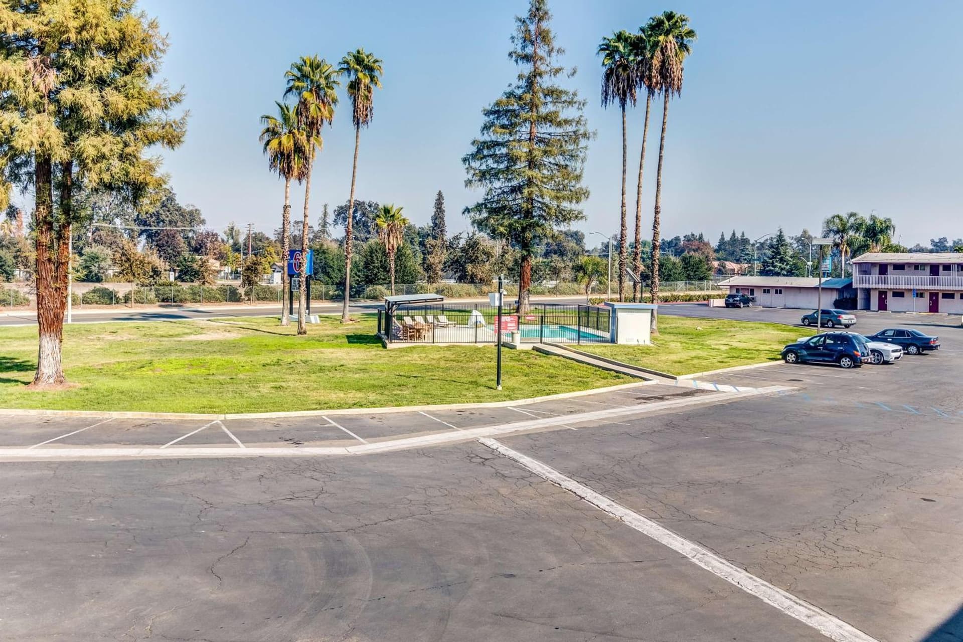 Motel 6-Visalia, CA gallery photo in Visalia, CA — image 5