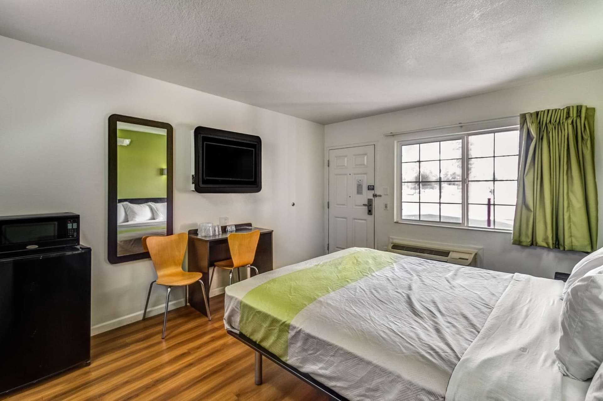 Motel 6-Visalia, CA gallery photo in Visalia, CA — image 24