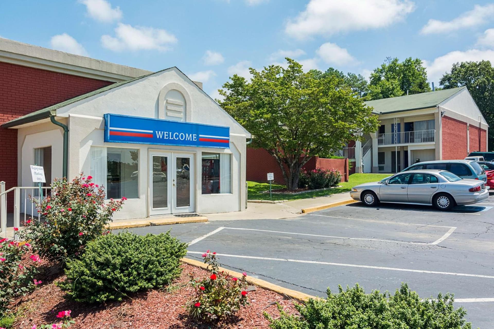 Motel 6-Gainesville, GA interior in Gainesville, GA — gallery photo 2