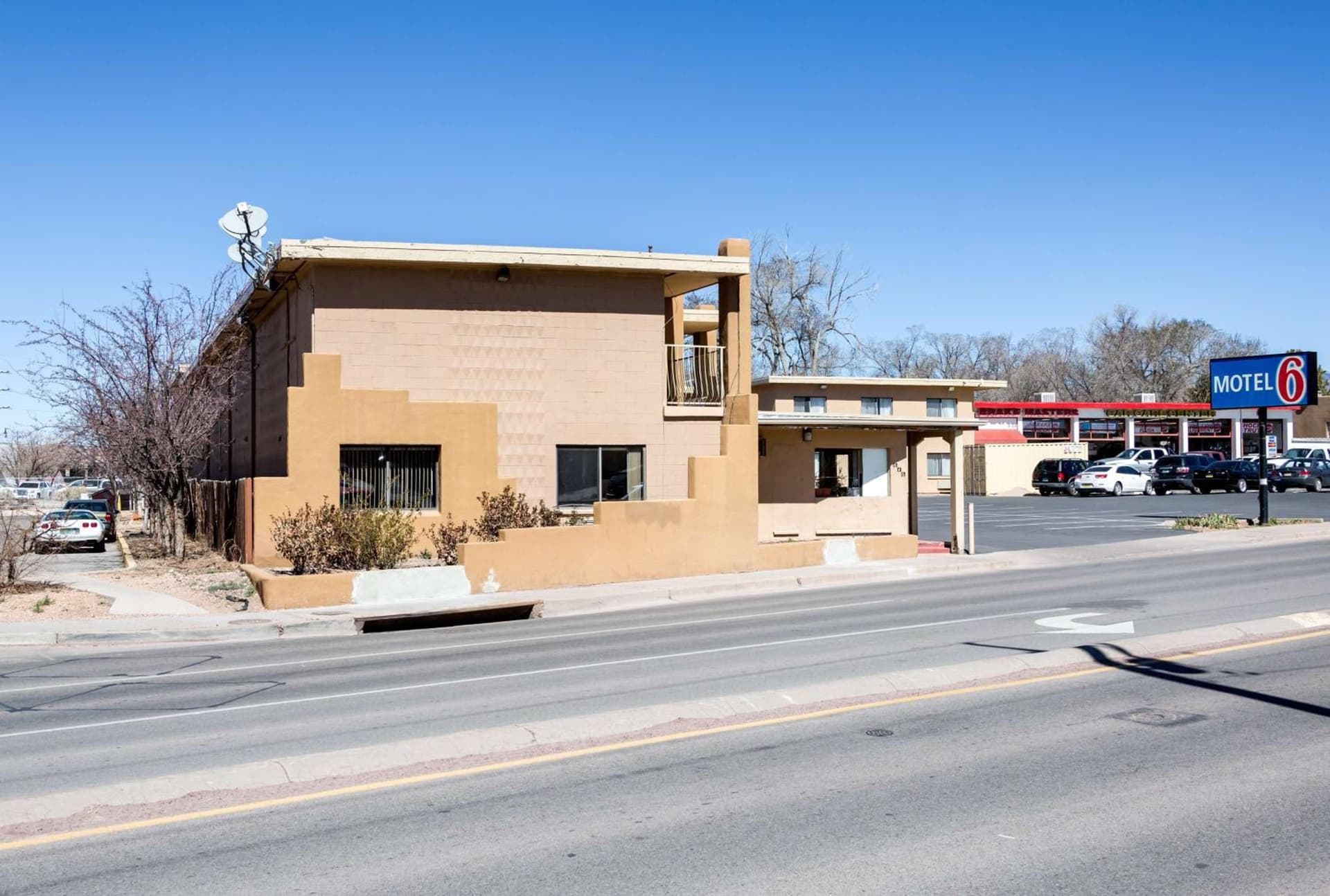 Motel 6-Santa Fe, NM - Downtown gallery photo in Santa Fe, NM — image 31