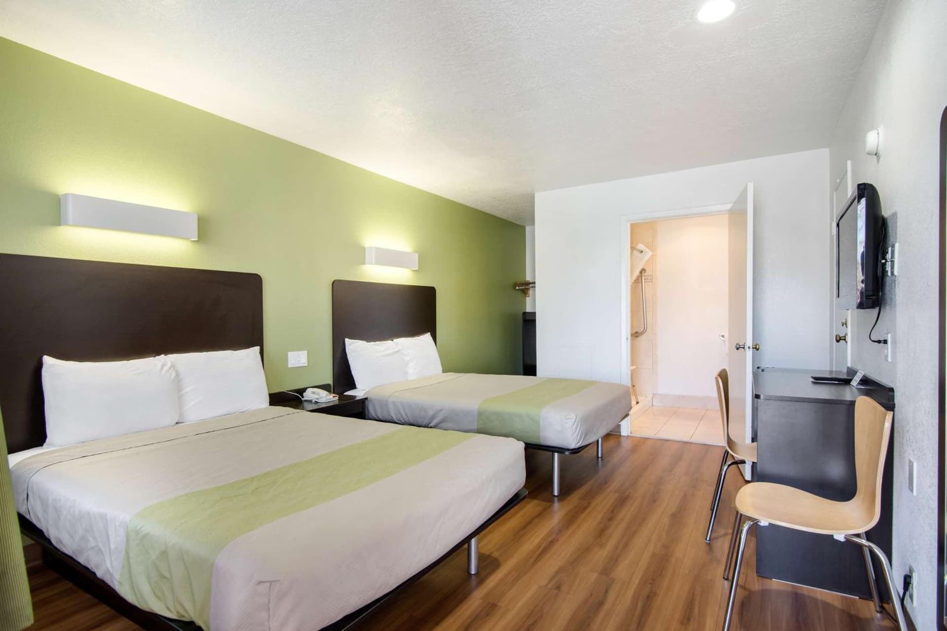 Motel 6-Santa Fe, NM - Downtown gallery photo in Santa Fe, NM — image 5