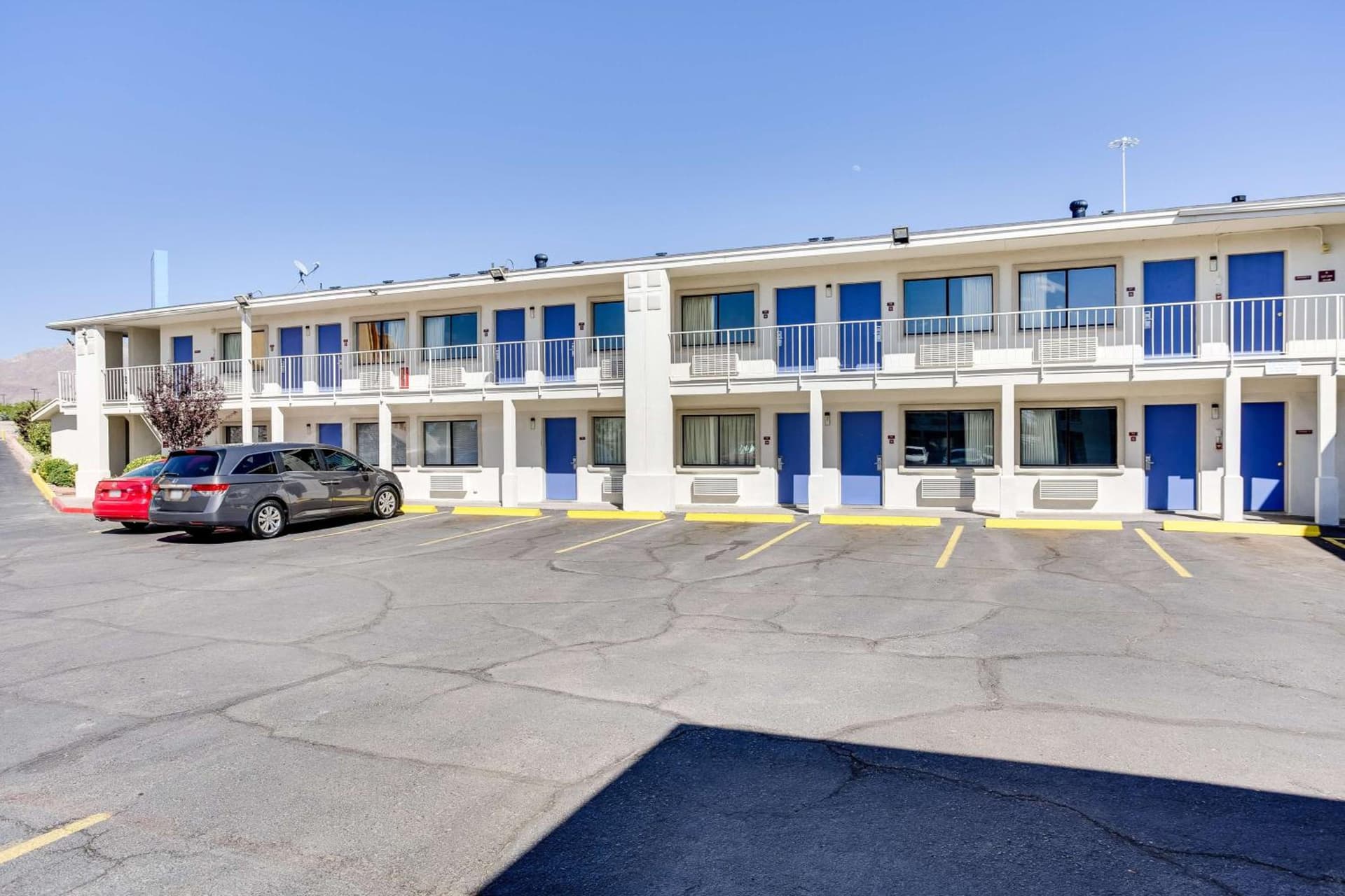 Motel 6-El Paso, TX - West gallery photo in El Paso, TX — image 44