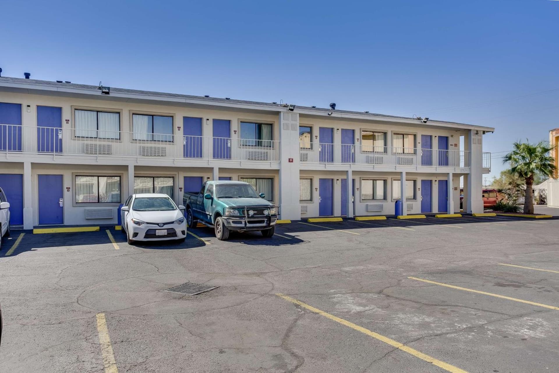 Motel 6-El Paso, TX - West gallery photo in El Paso, TX — image 9