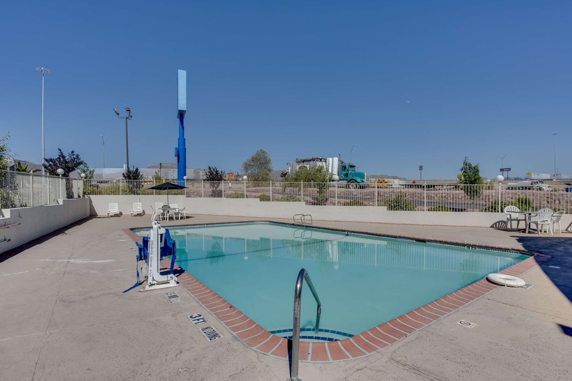 Motel 6-El Paso, TX - West gallery photo in El Paso, TX — image 59