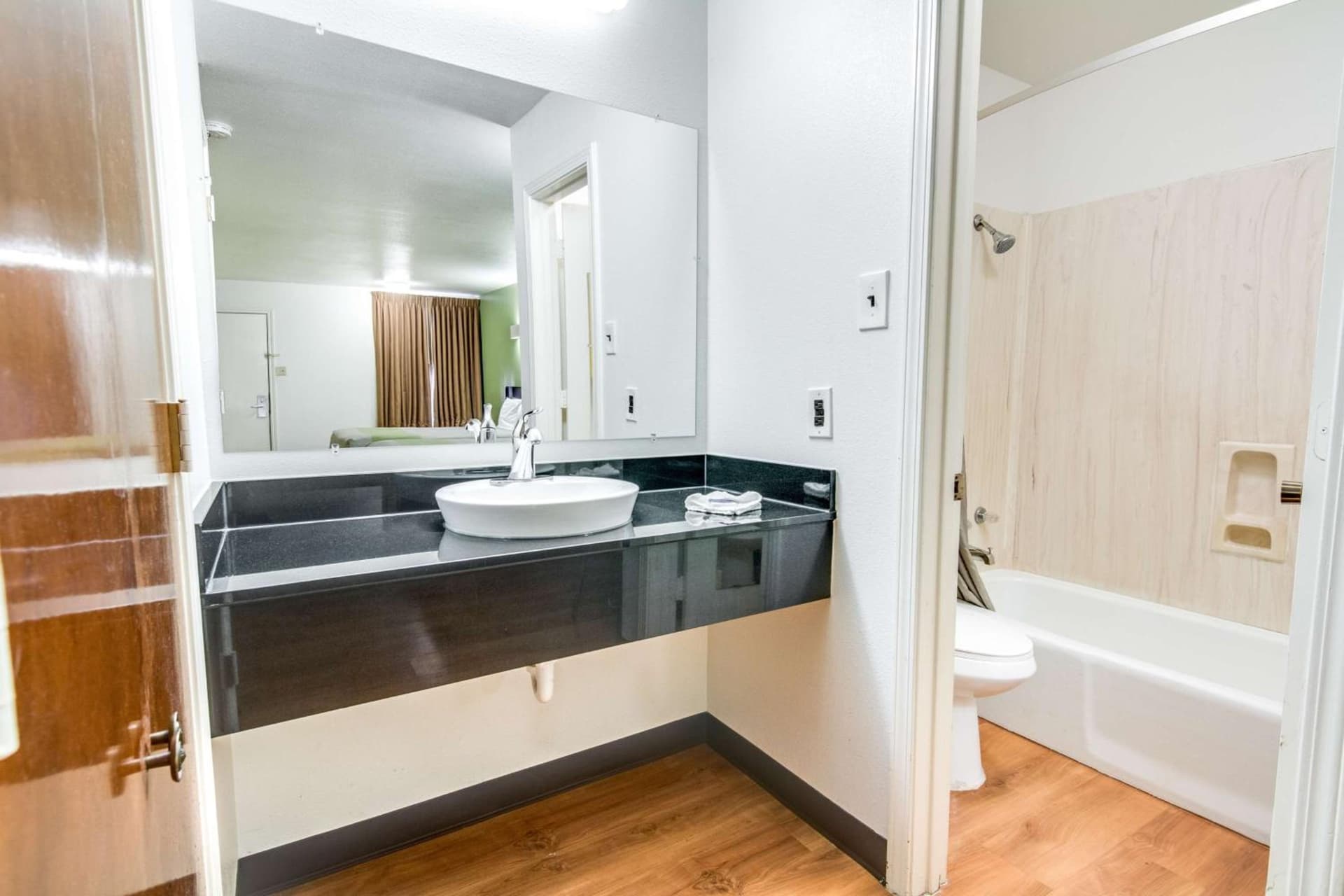 Motel 6-Longview, TX - North gallery photo in Longview, TX — image 35