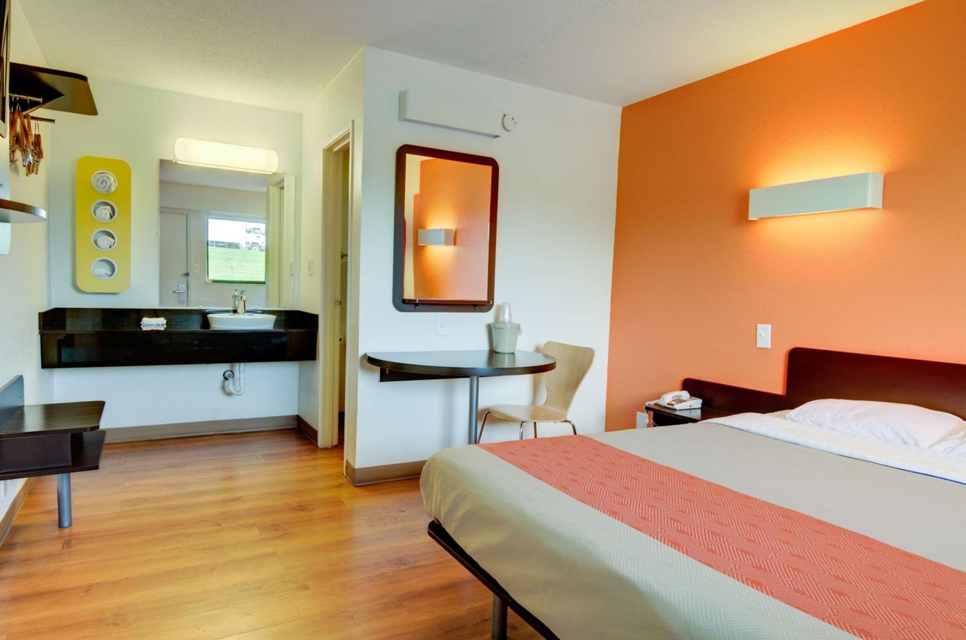 Days Inn by Wyndham Kansas City Northeast gallery photo in Kansas City, MO — image 55