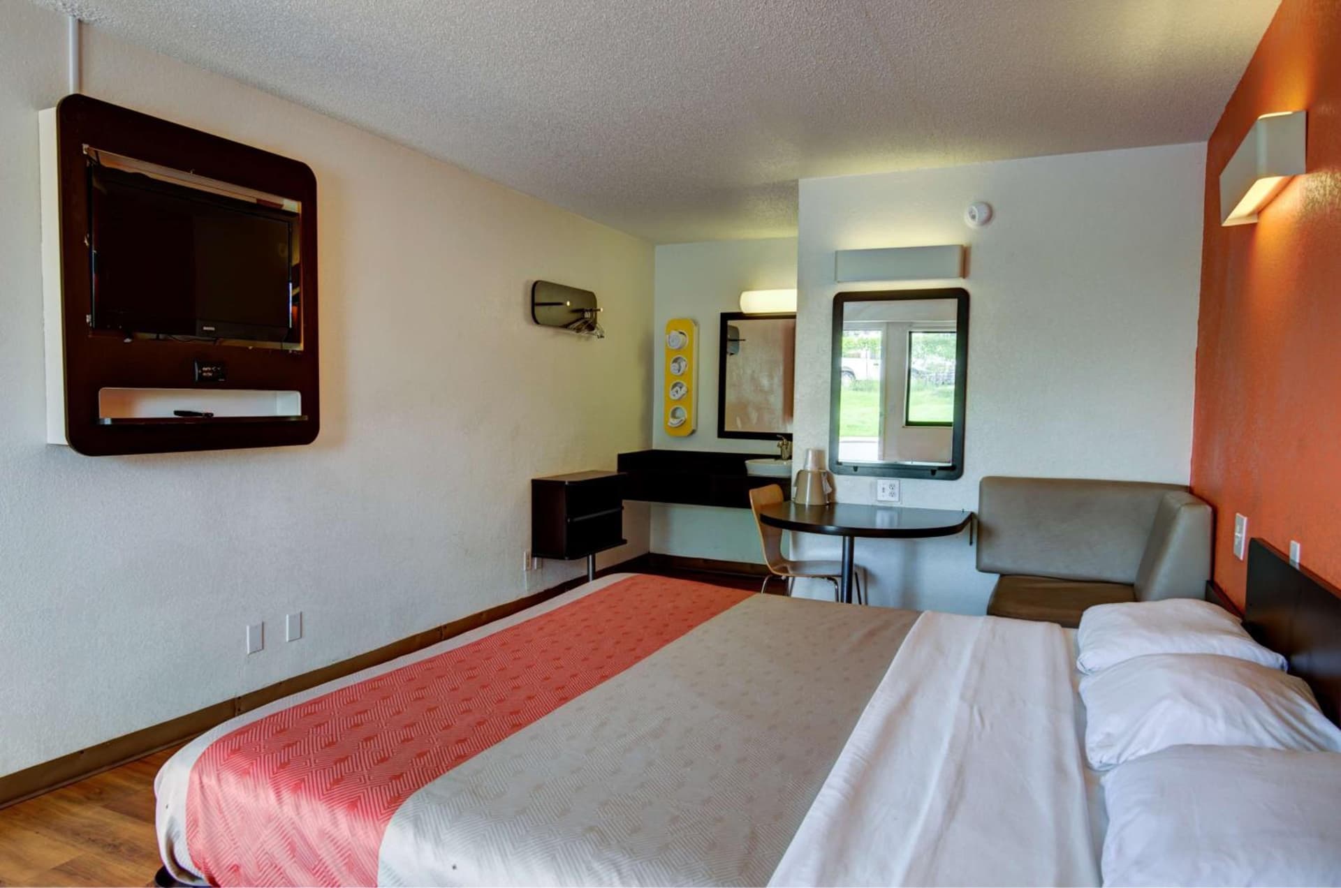 Days Inn by Wyndham Kansas City Northeast gallery photo in Kansas City, MO — image 53