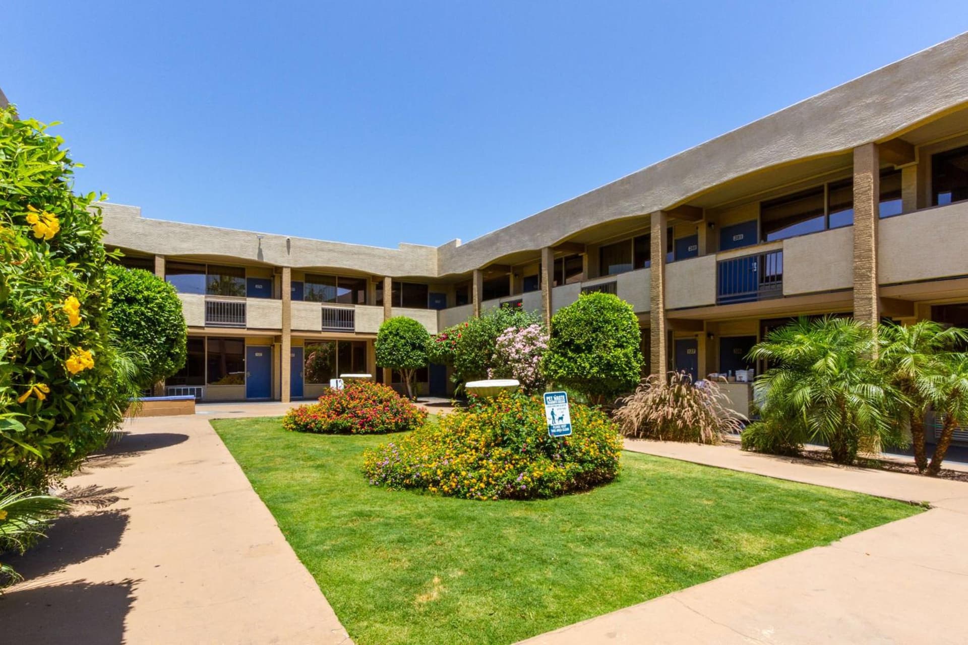 Motel 6 Glendale Phoenix gallery photo in Glendale, AZ — image 38