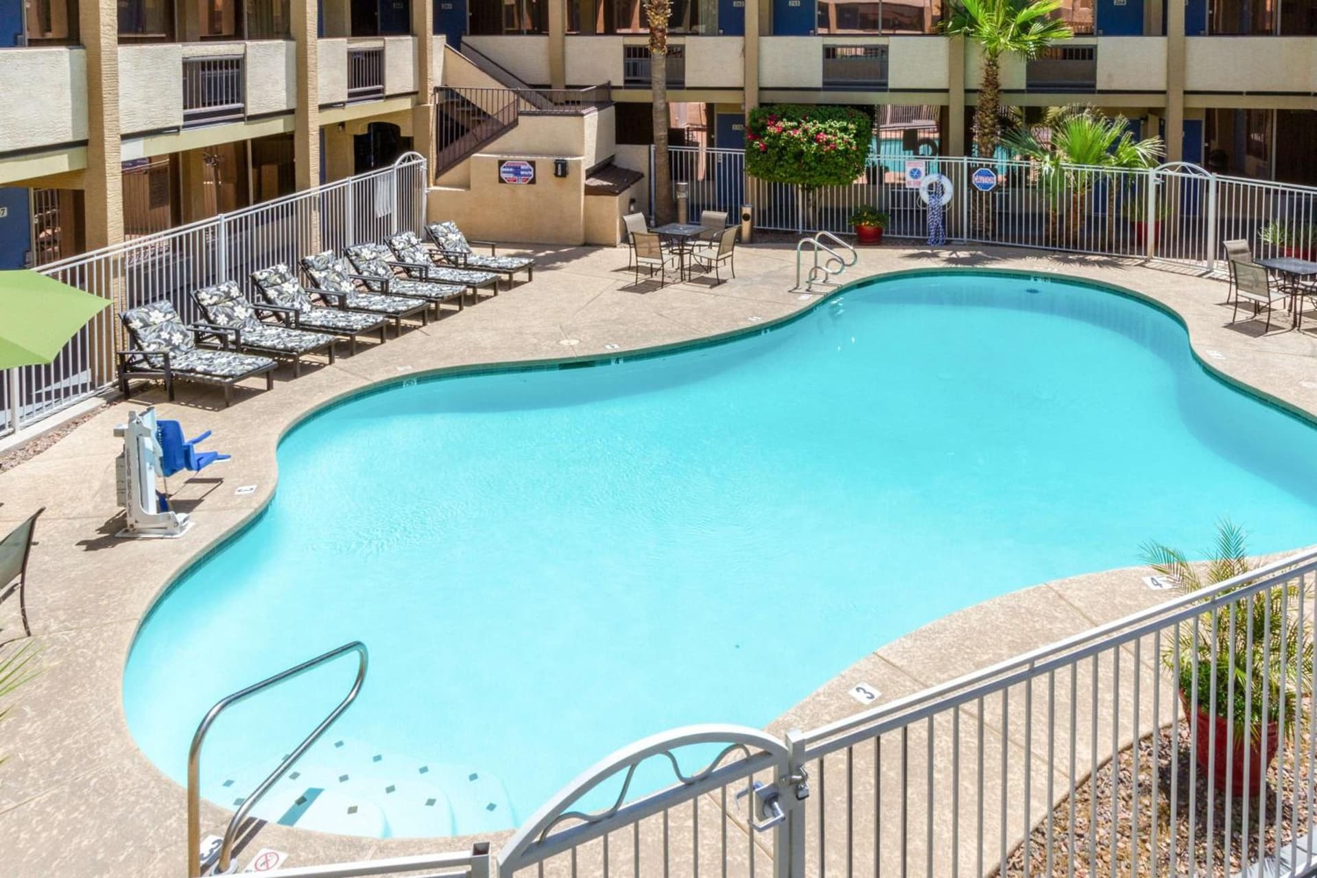 Motel 6 Glendale Phoenix gallery photo in Glendale, AZ — image 31
