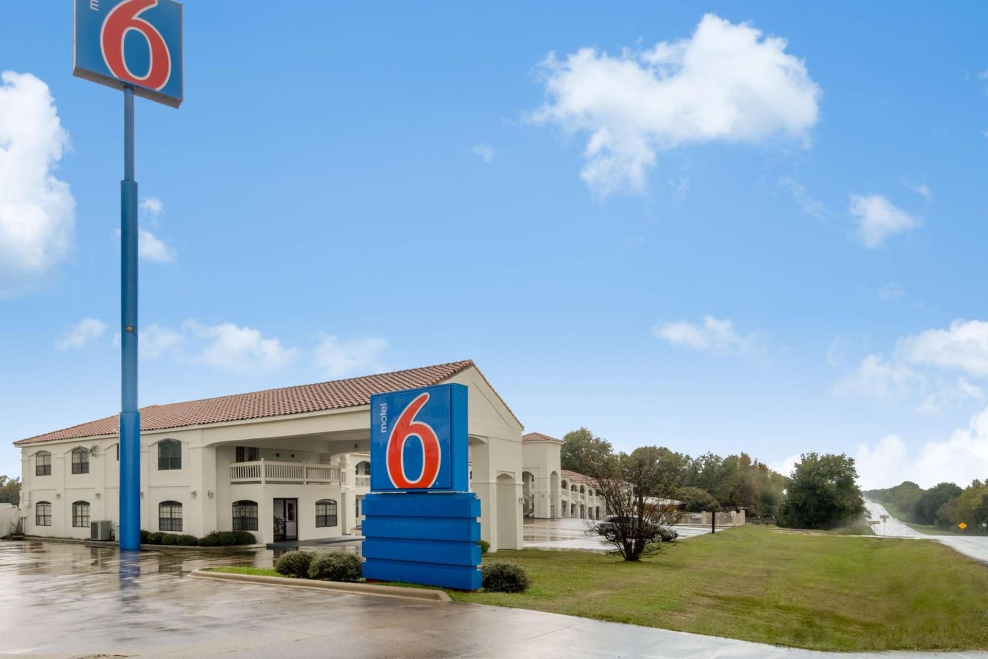 Motel 6-Canton, TX gallery photo in Canton, TX — image 39
