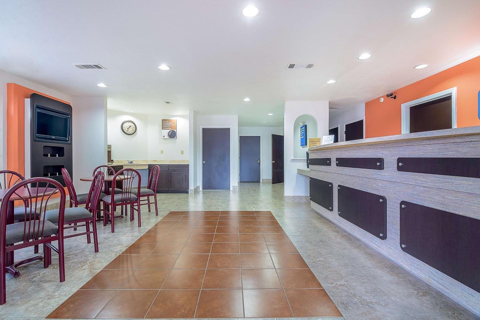 Motel 6-Canton, TX interior in Canton, TX — gallery photo 2