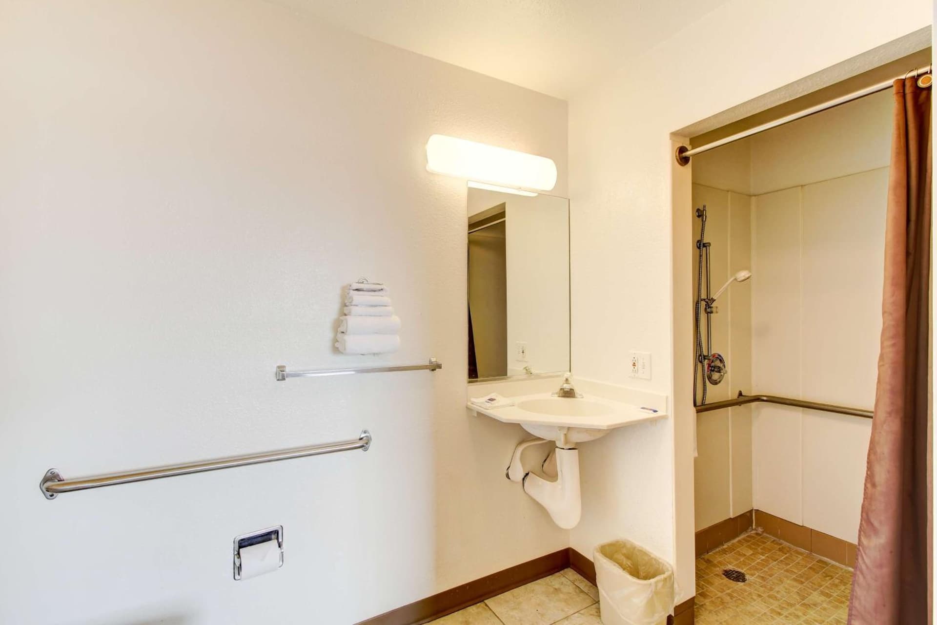 Motel 6-Amherst, OH - Cleveland West - Lorain gallery photo in Amherst, OH — image 6