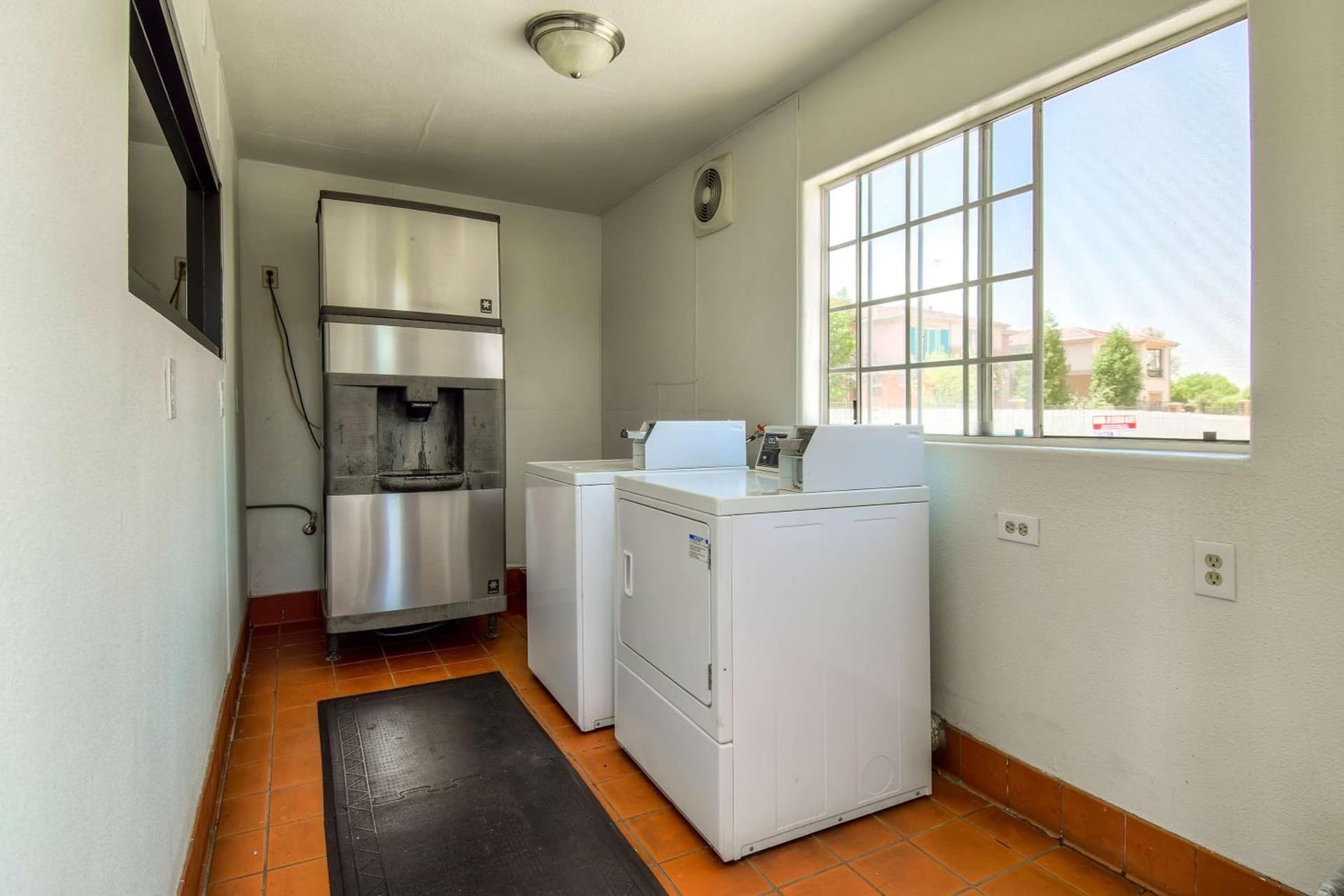 Motel 6-Menifee, CA gallery photo in Menifee, CA — image 17
