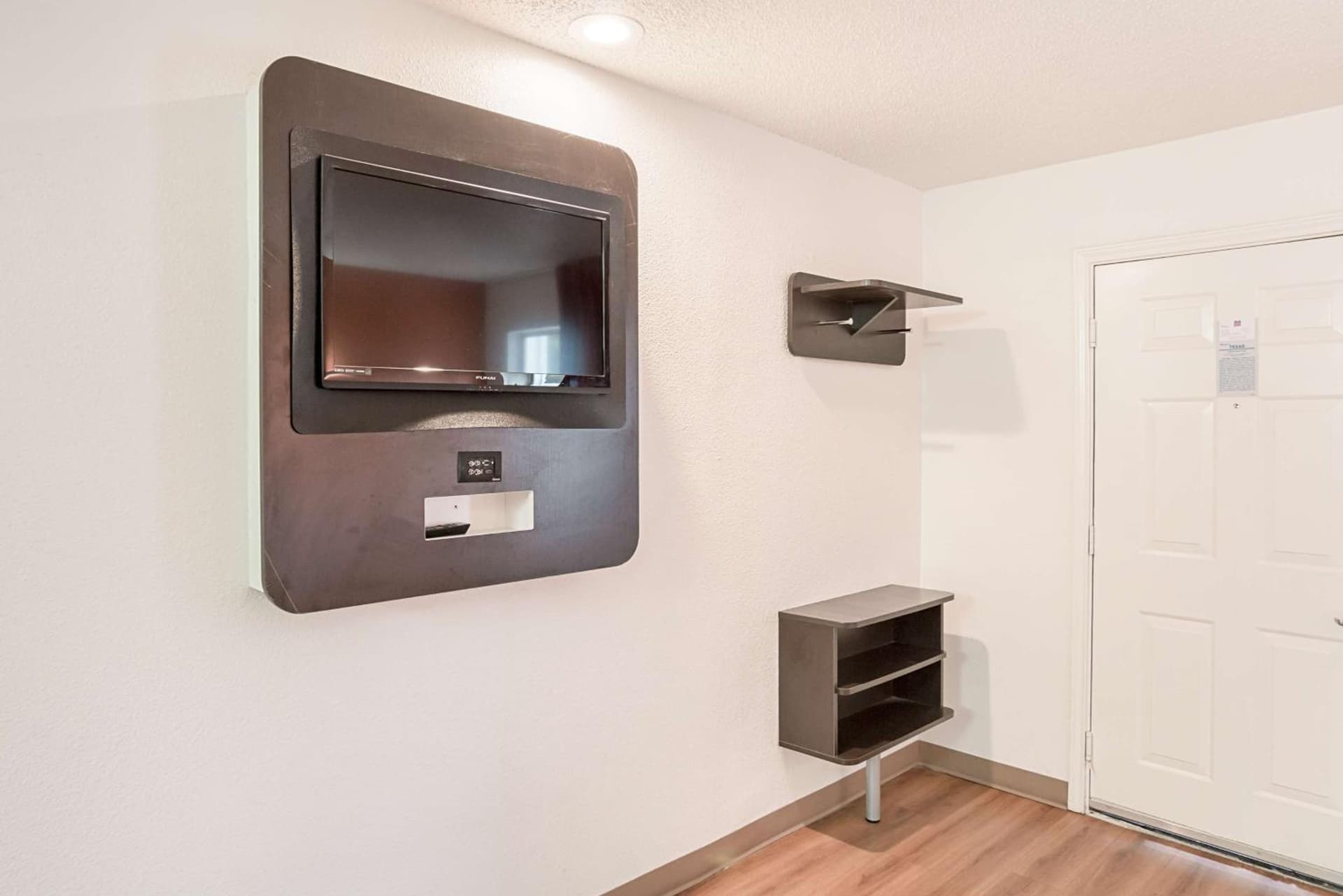 Motel 6-Grand Prairie, TX - Near Six Flags Drive gallery photo in Grand Prairie, TX — image 52